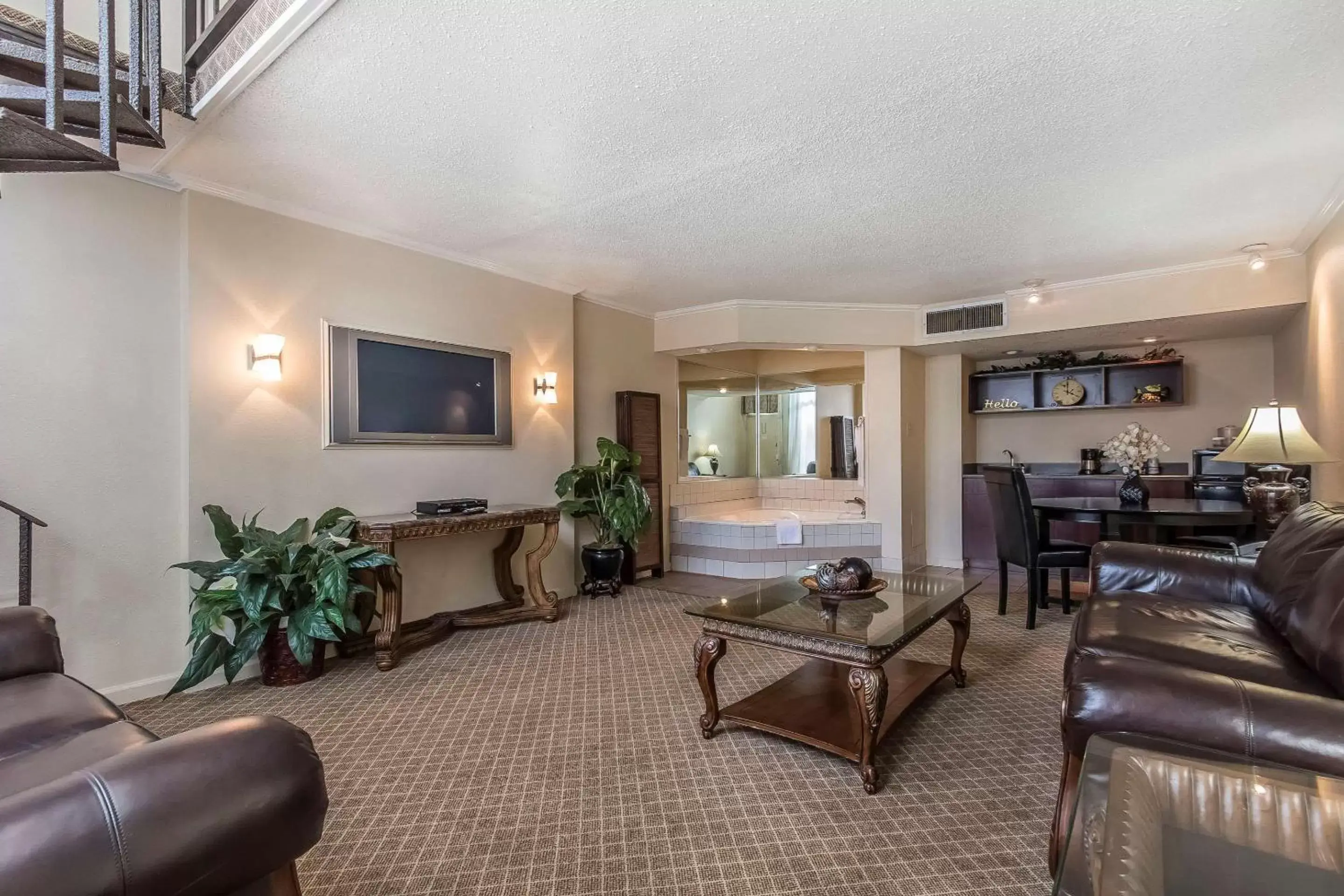 Photo of the whole room in Clarion Inn Morgan City Photo of the whole room in Clarion Inn Morgan City