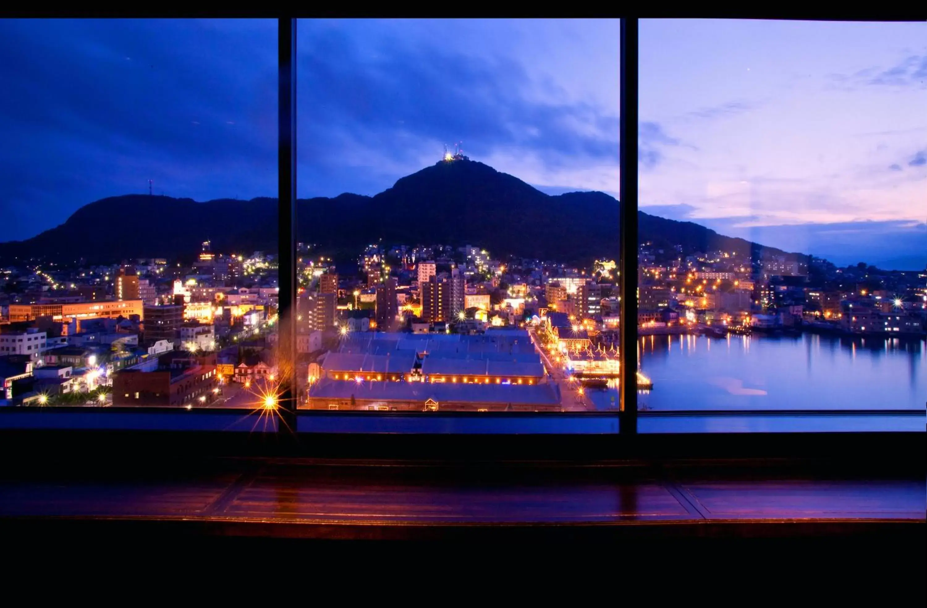 Night, Mountain View in La Vista Hakodate Bay