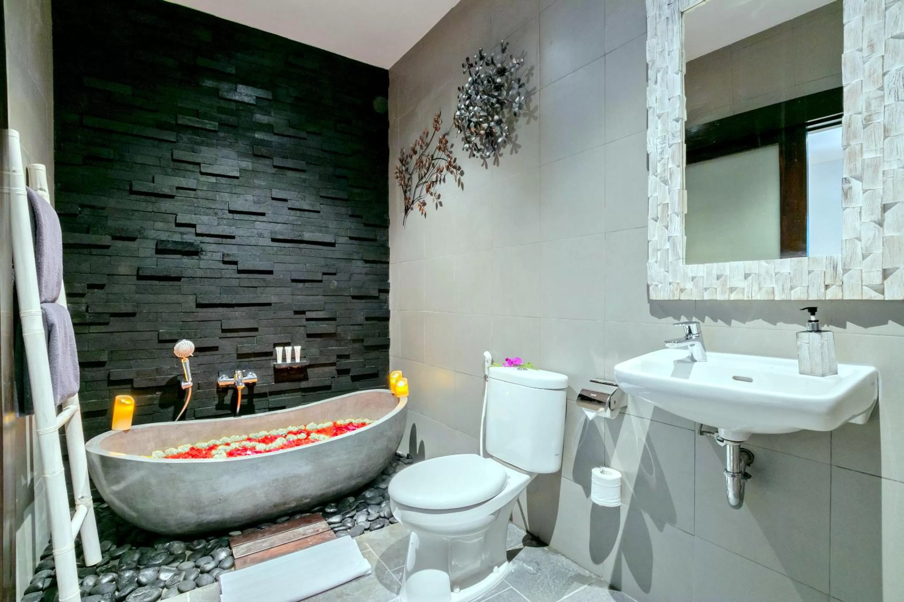 Spa and wellness centre/facilities in Canvas Escape Resort