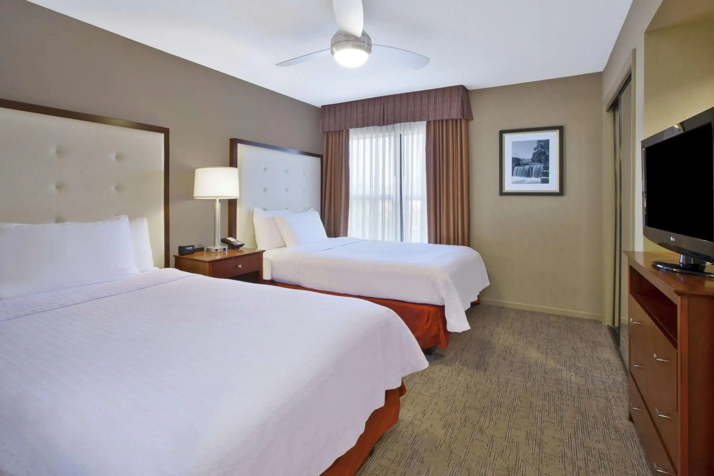 Bedroom, Bed in Homewood Suites Dayton-Fairborn