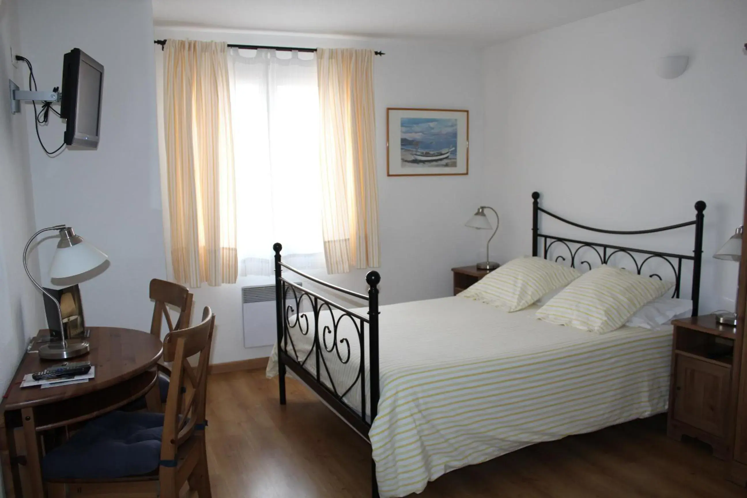 Family Suite (5 People) in Hôtel Le Clos des Pins