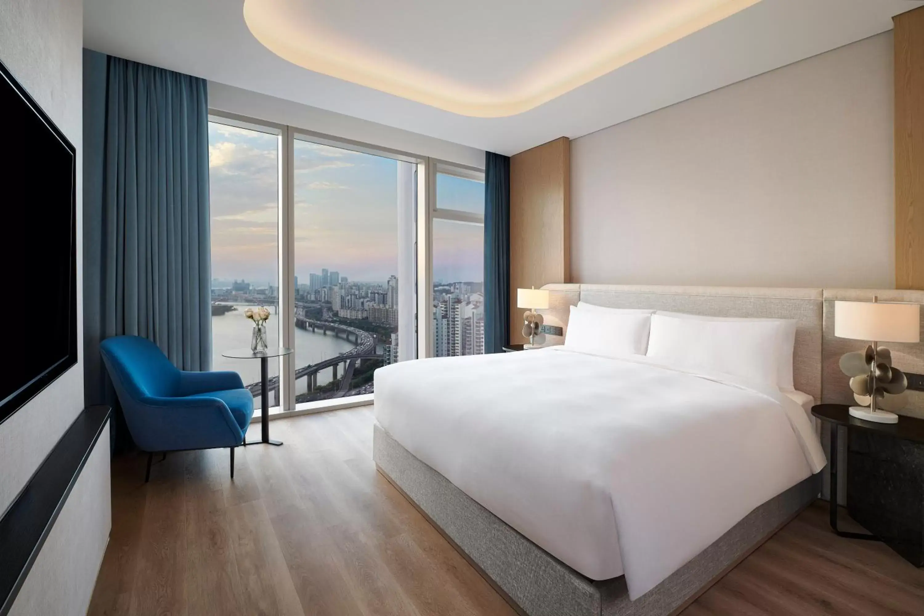 Bedroom in Hotel Naru Seoul MGallery Ambassador