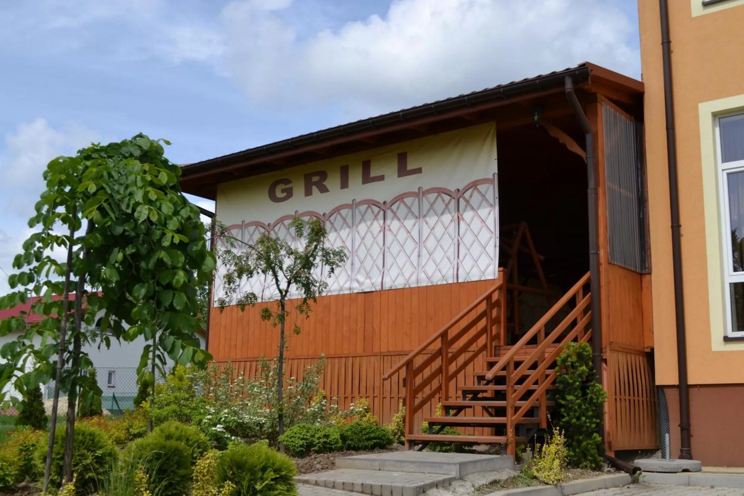 Facade/entrance in Noclegi Sezam