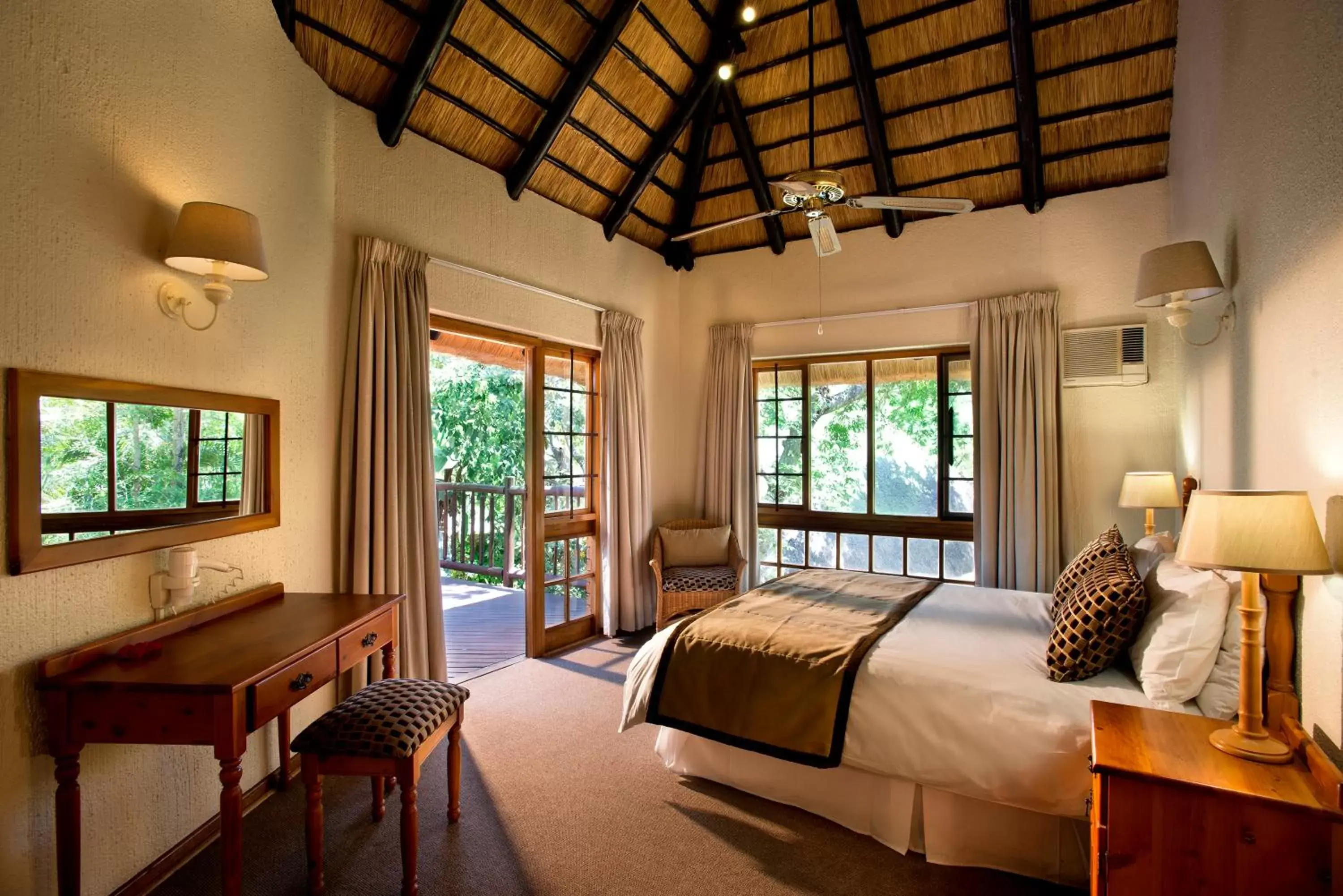 Bed in Kruger Park Lodge