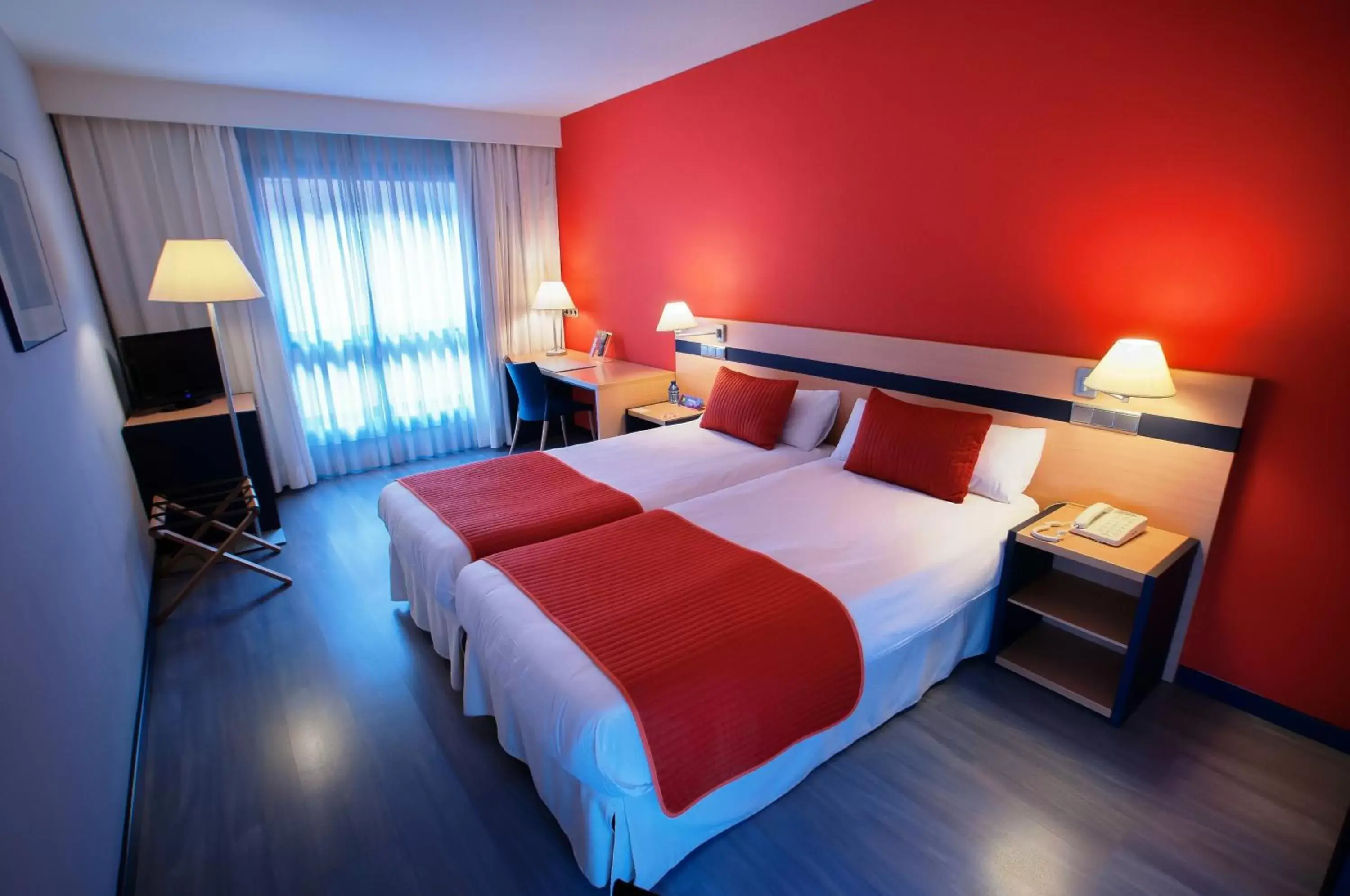 Bedroom, Bed in Ibis Styles Zaragoza Ramiro I