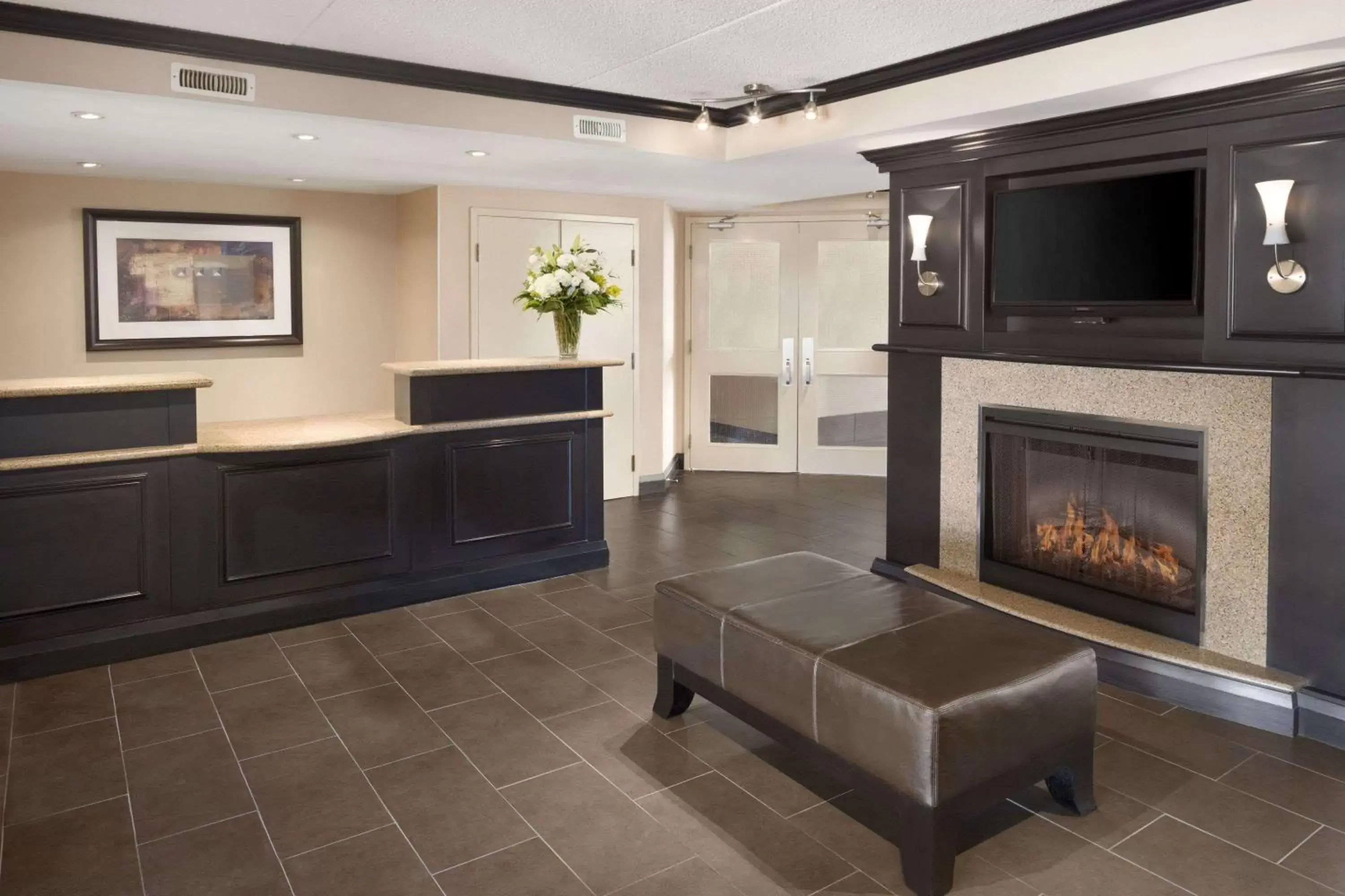 Lobby or reception in Days Inn by Wyndham Brantford Lobby or reception in Days Inn by Wyndham Brantford