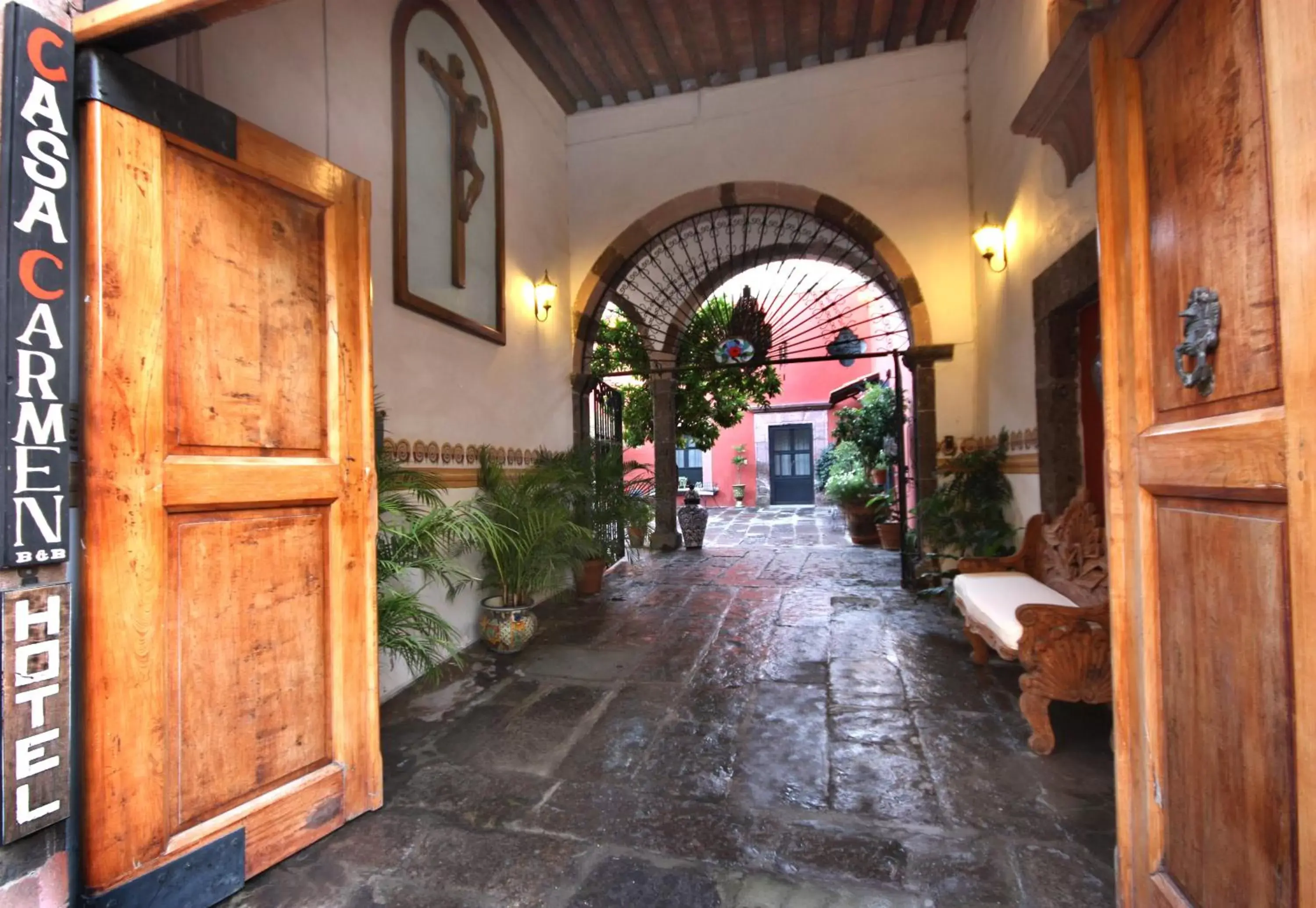 Decorative detail in Casa Carmen