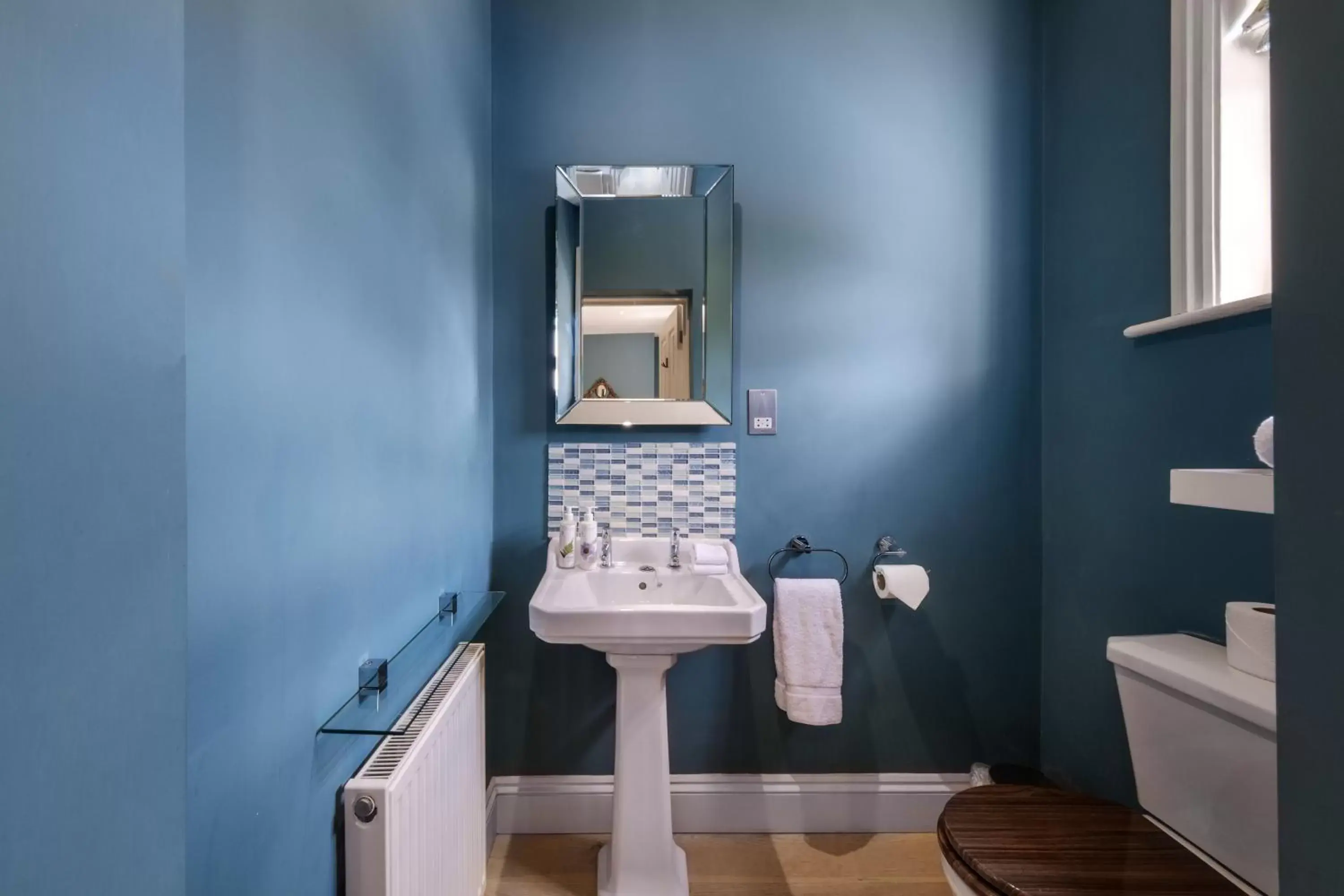 Toilet, Bathroom in The Packhorse Inn