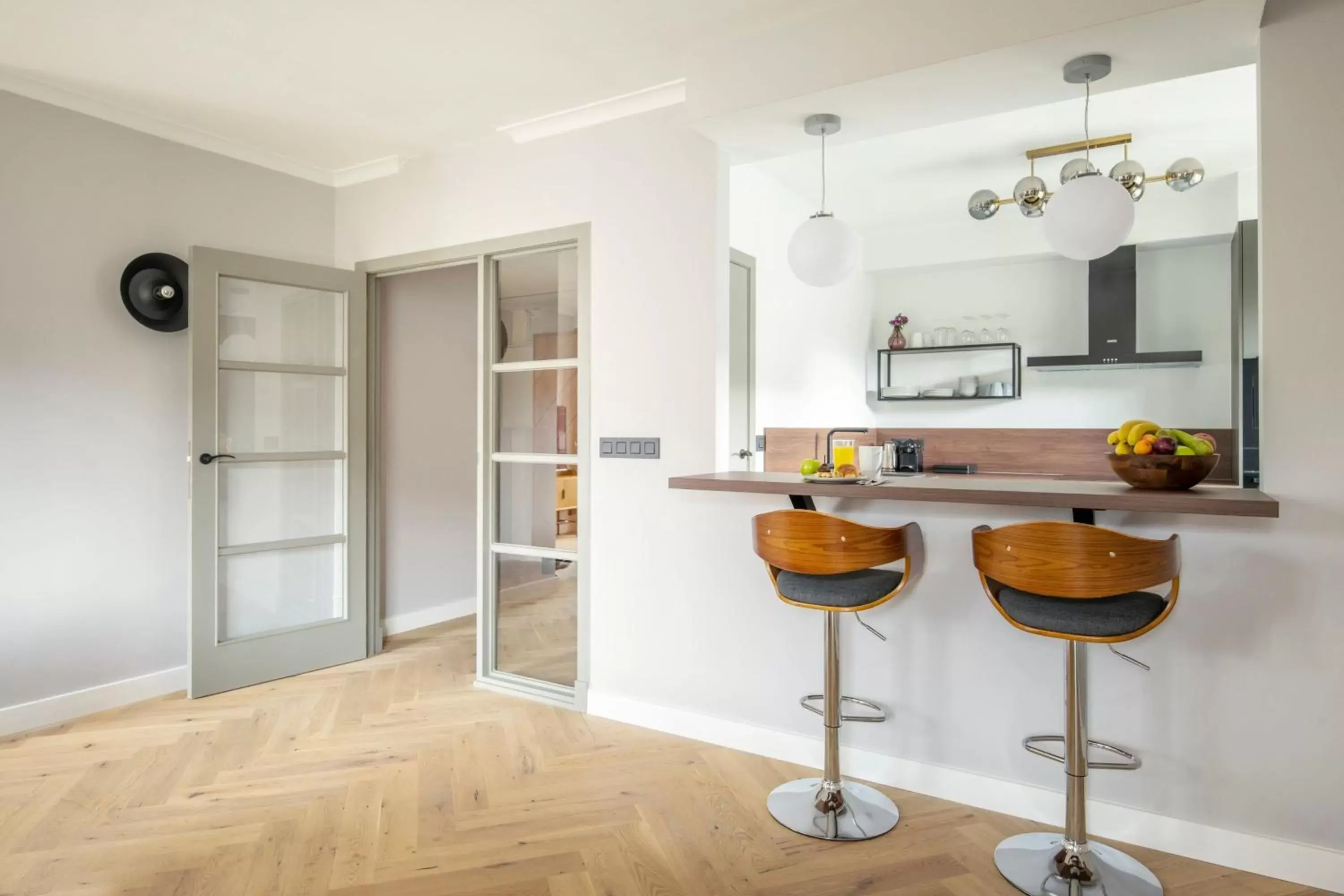 Bedroom, Kitchen/Kitchenette in Marriott Executive Apartments Brussels