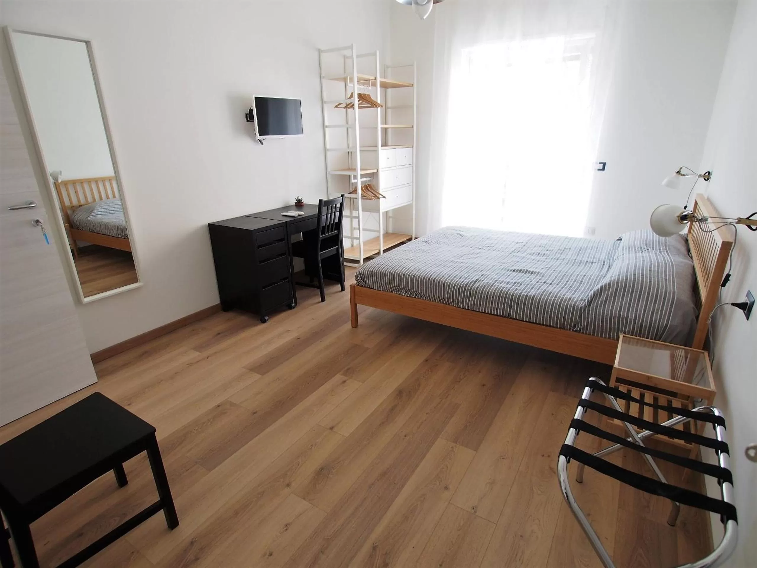 Photo of the whole room, Bed in Bella Vita Rooms