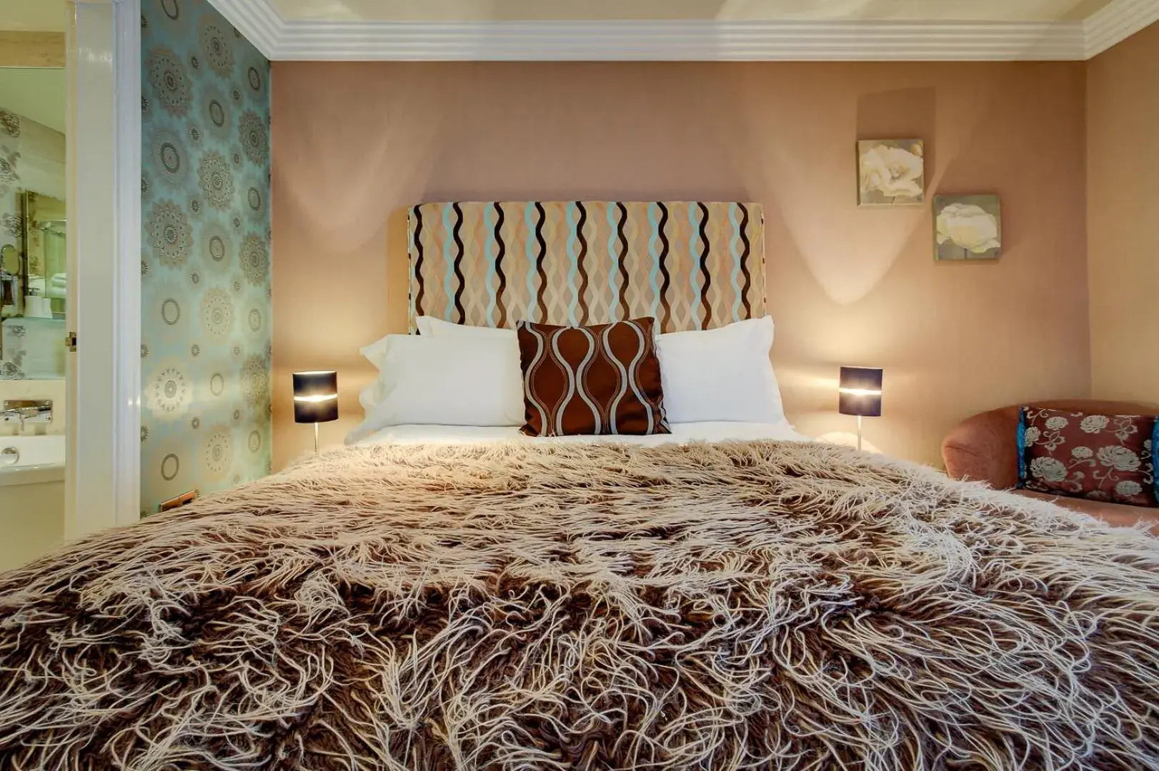 Bedroom, Bed in Number One South Beach Bedroom, Bed in Number One South Beach