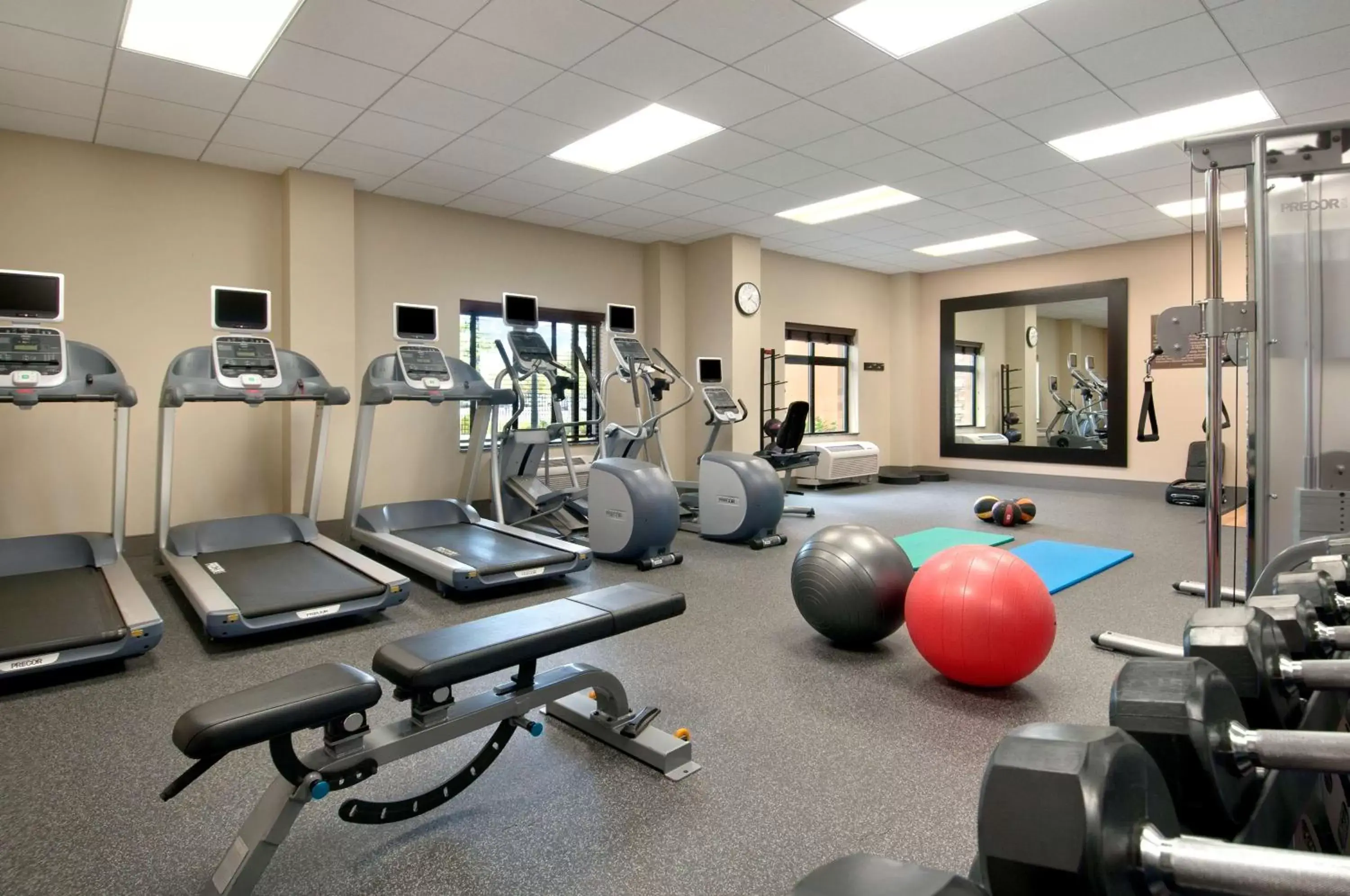 Fitness centre/facilities, Fitness Center/Facilities in Homewood Suites by Hilton Minneapolis - Saint Louis Park at West End