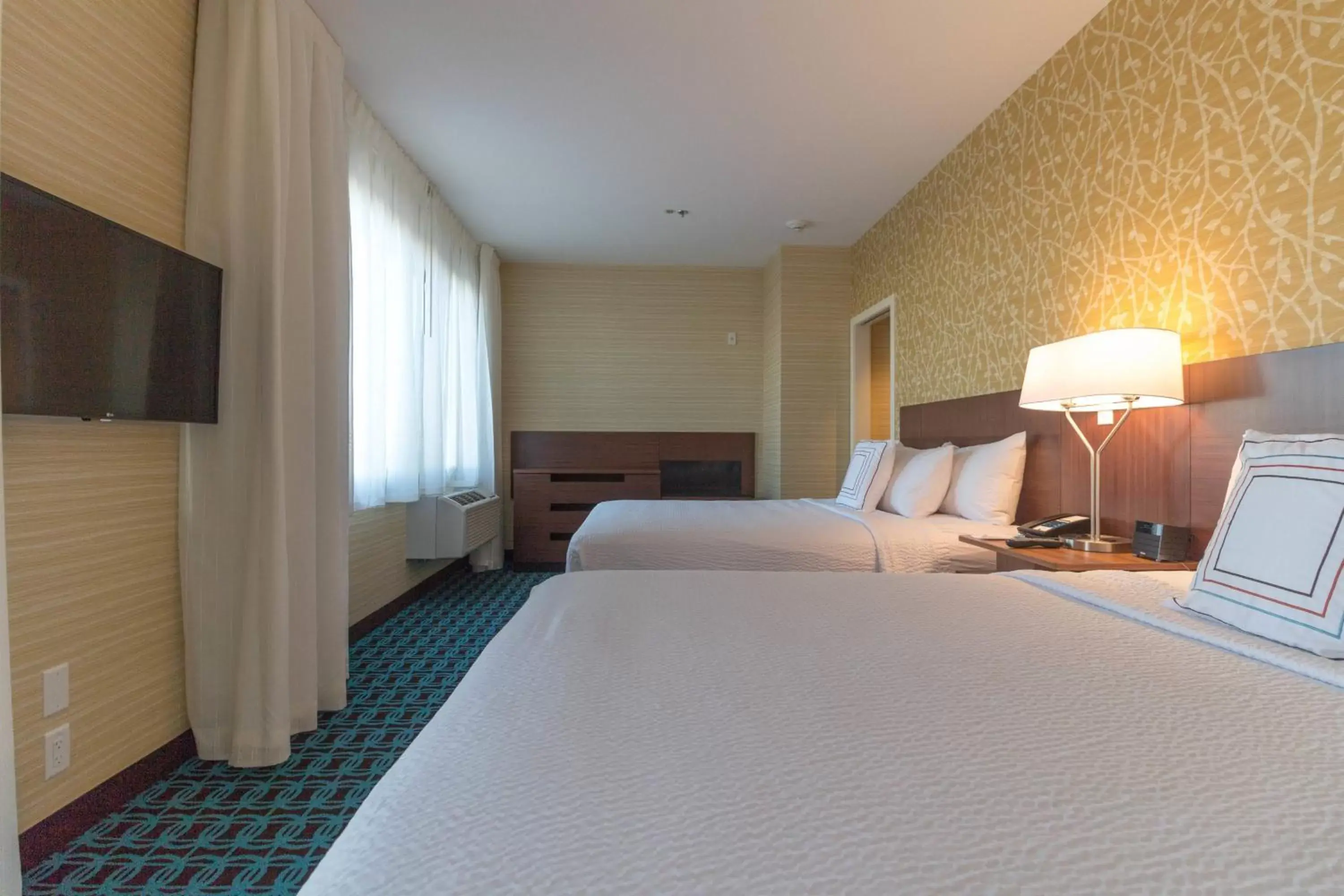 Bedroom, Bed in Fairfield Inn & Suites by Marriott Regina