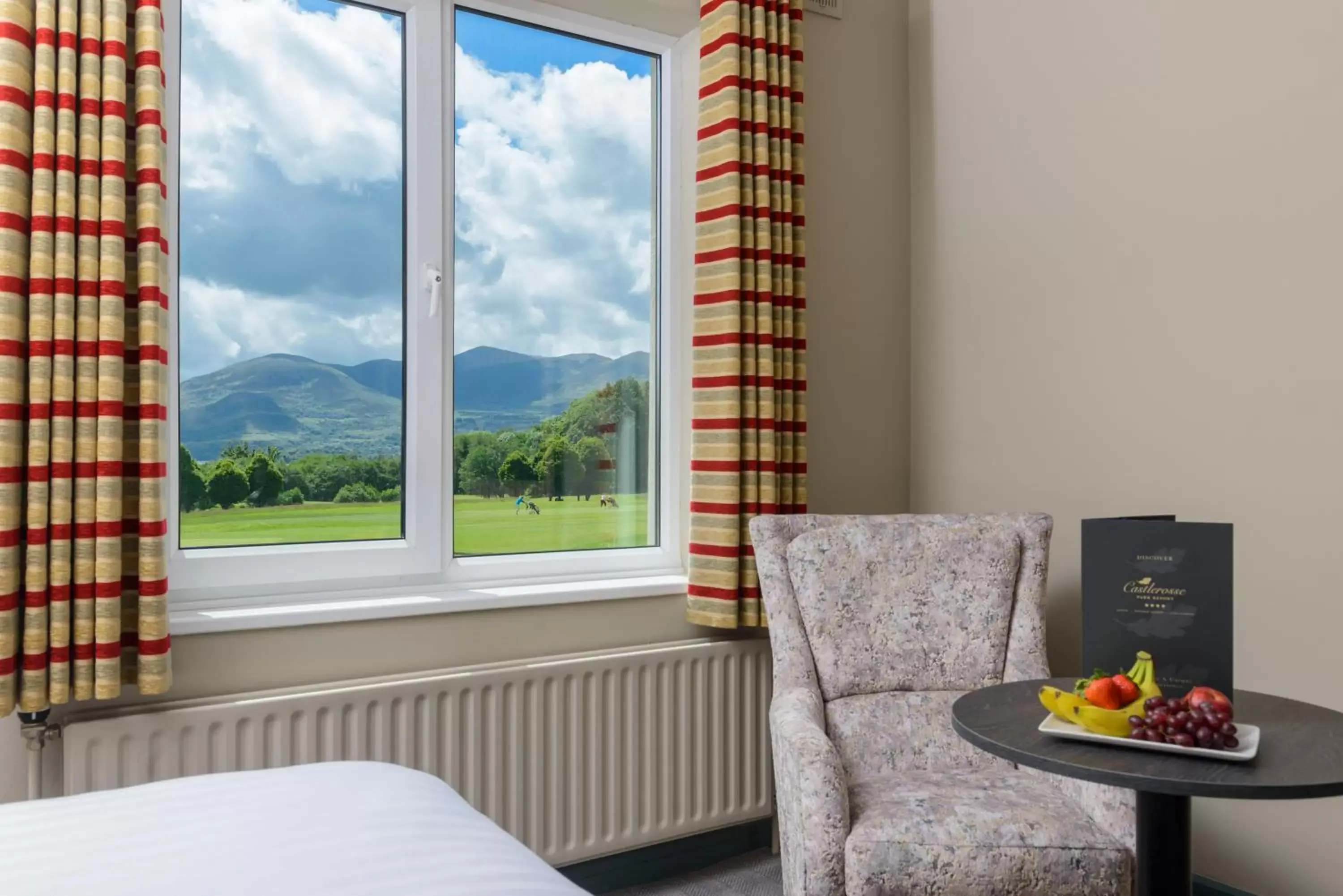 Bedroom, Mountain View in Castlerosse Park Resort