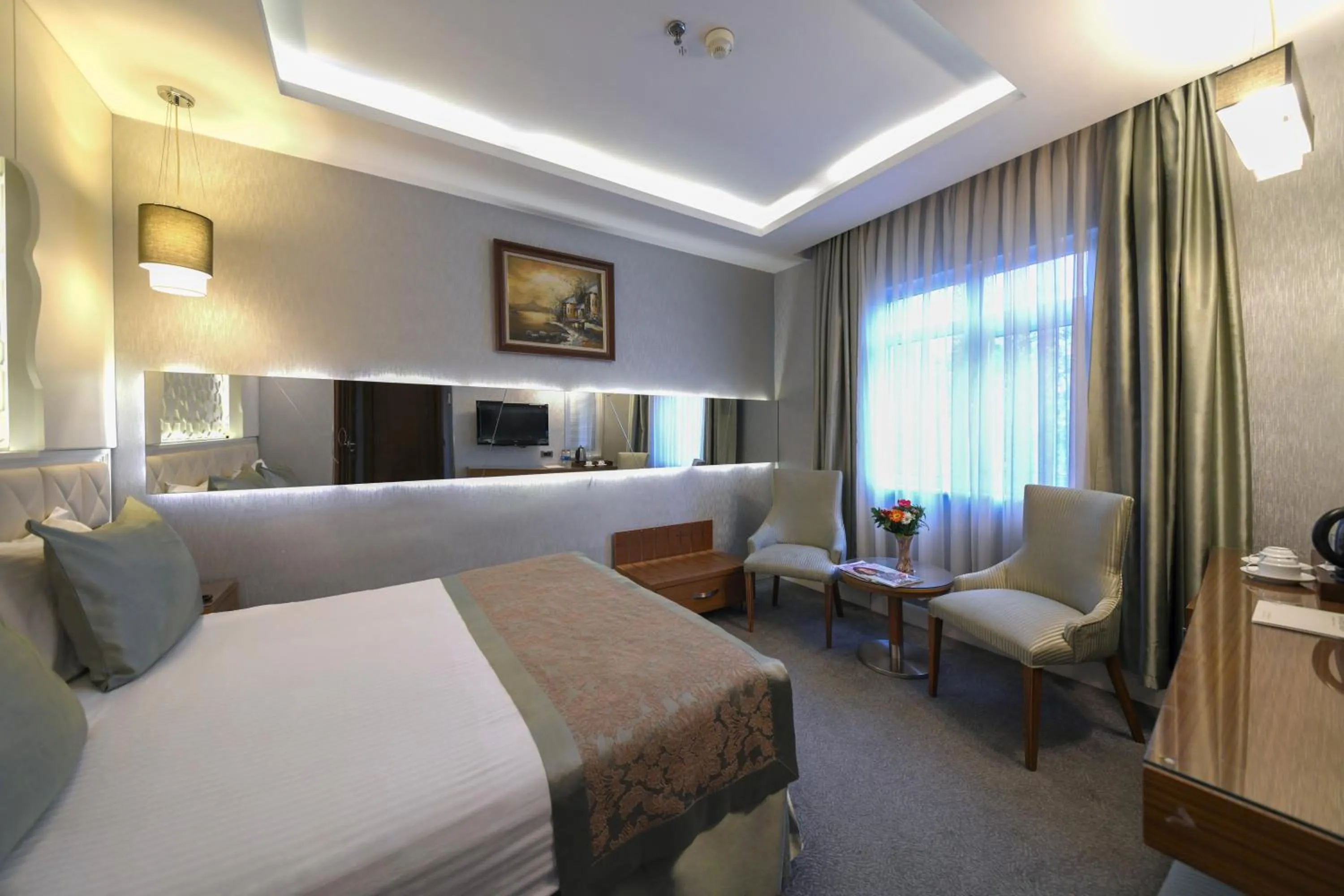 Photo of the whole room, Bed in Grand Star Hotel Bosphorus & Spa