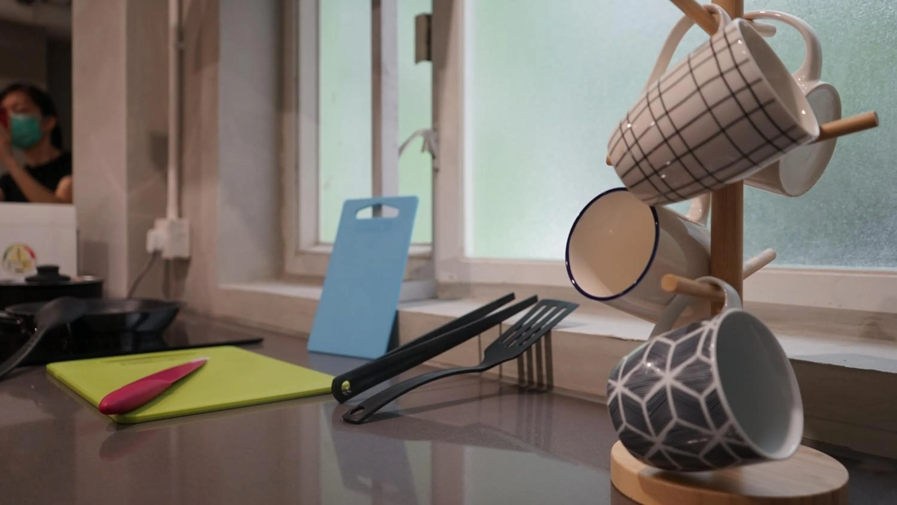 Communal kitchen in Homy Inn North Point