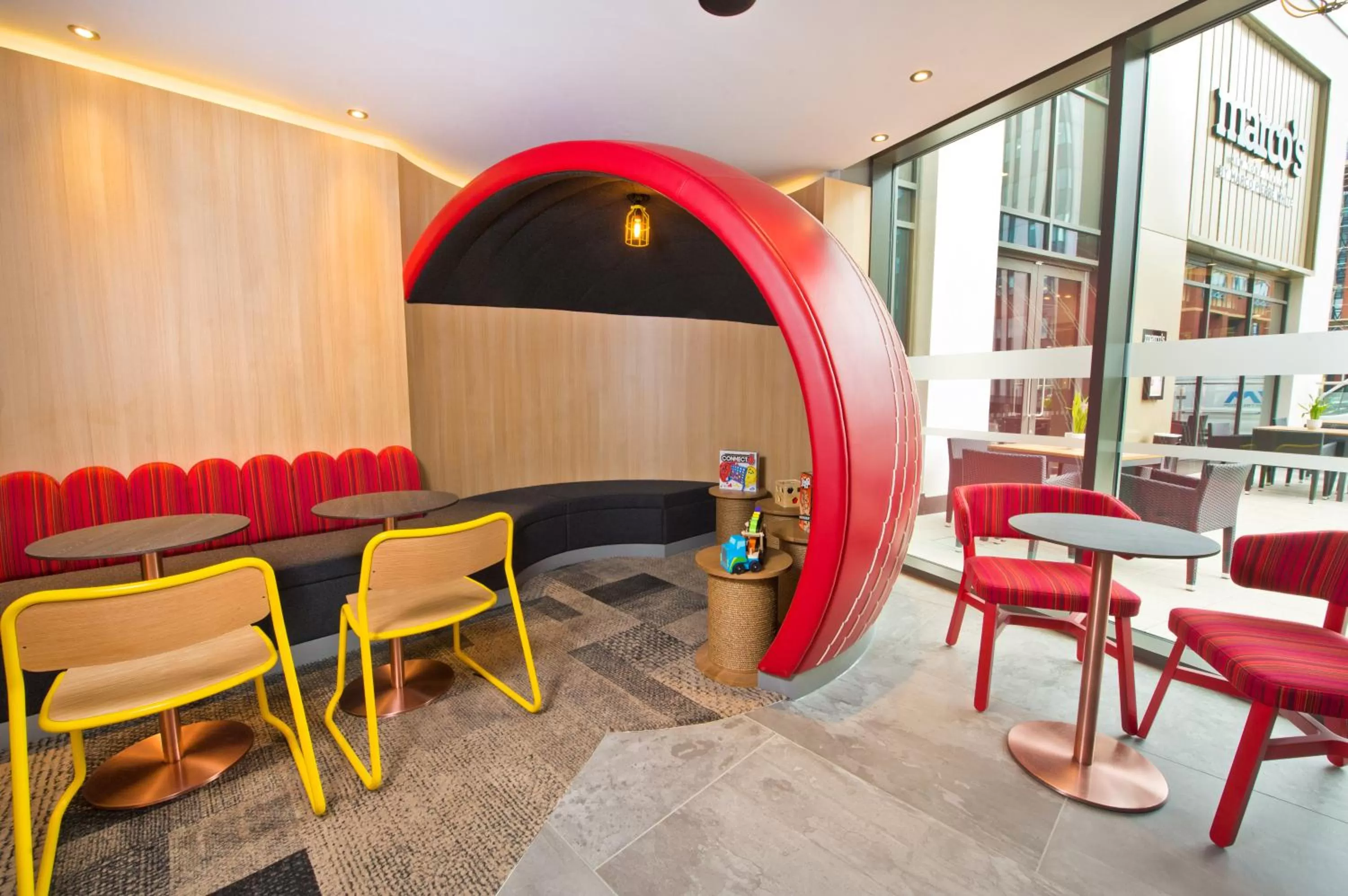 Lobby or reception in ibis Styles Leeds City Centre Arena