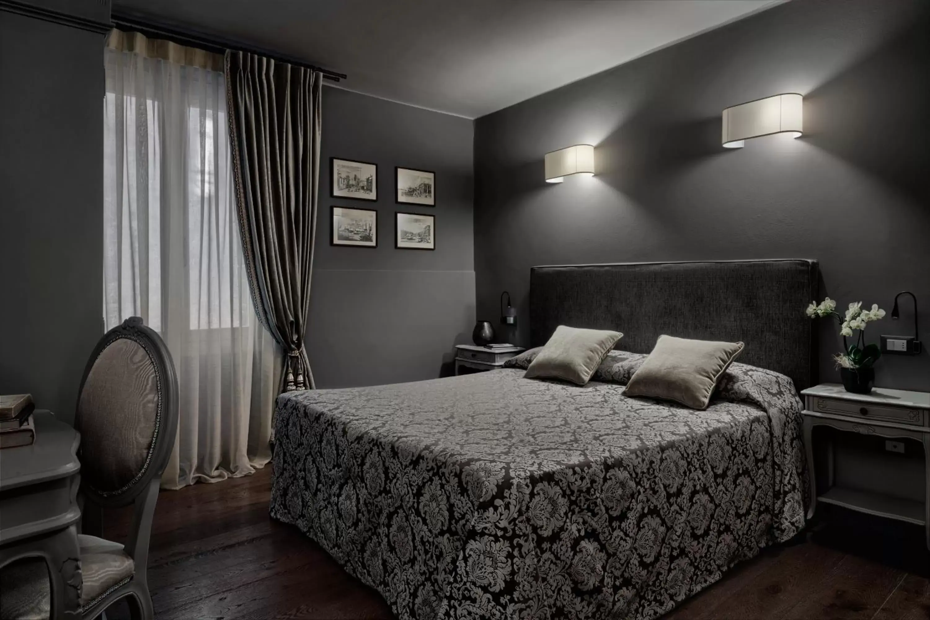 Photo of the whole room, Bed in Locanda Fiorita