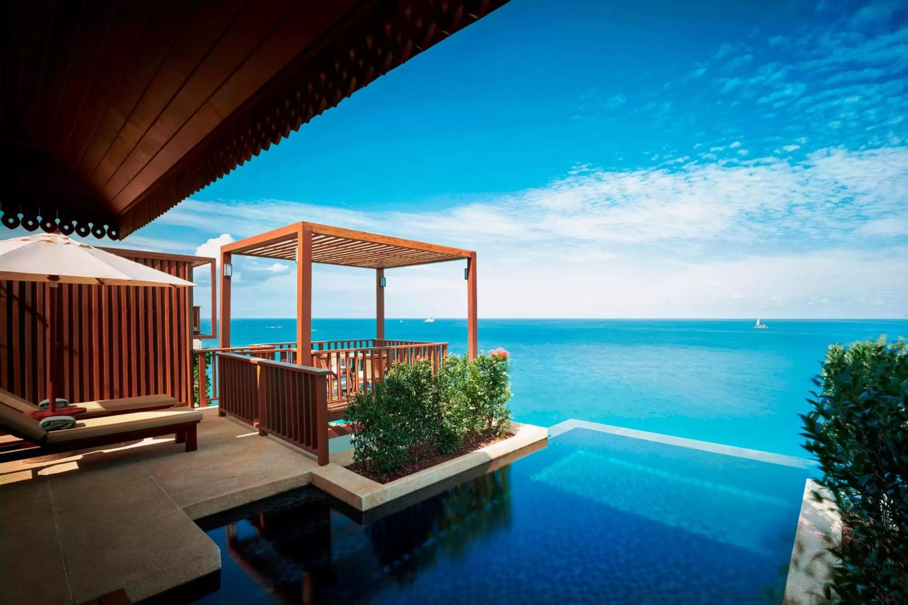 Swimming pool, Sea View in The Ritz-Carlton, Koh Samui