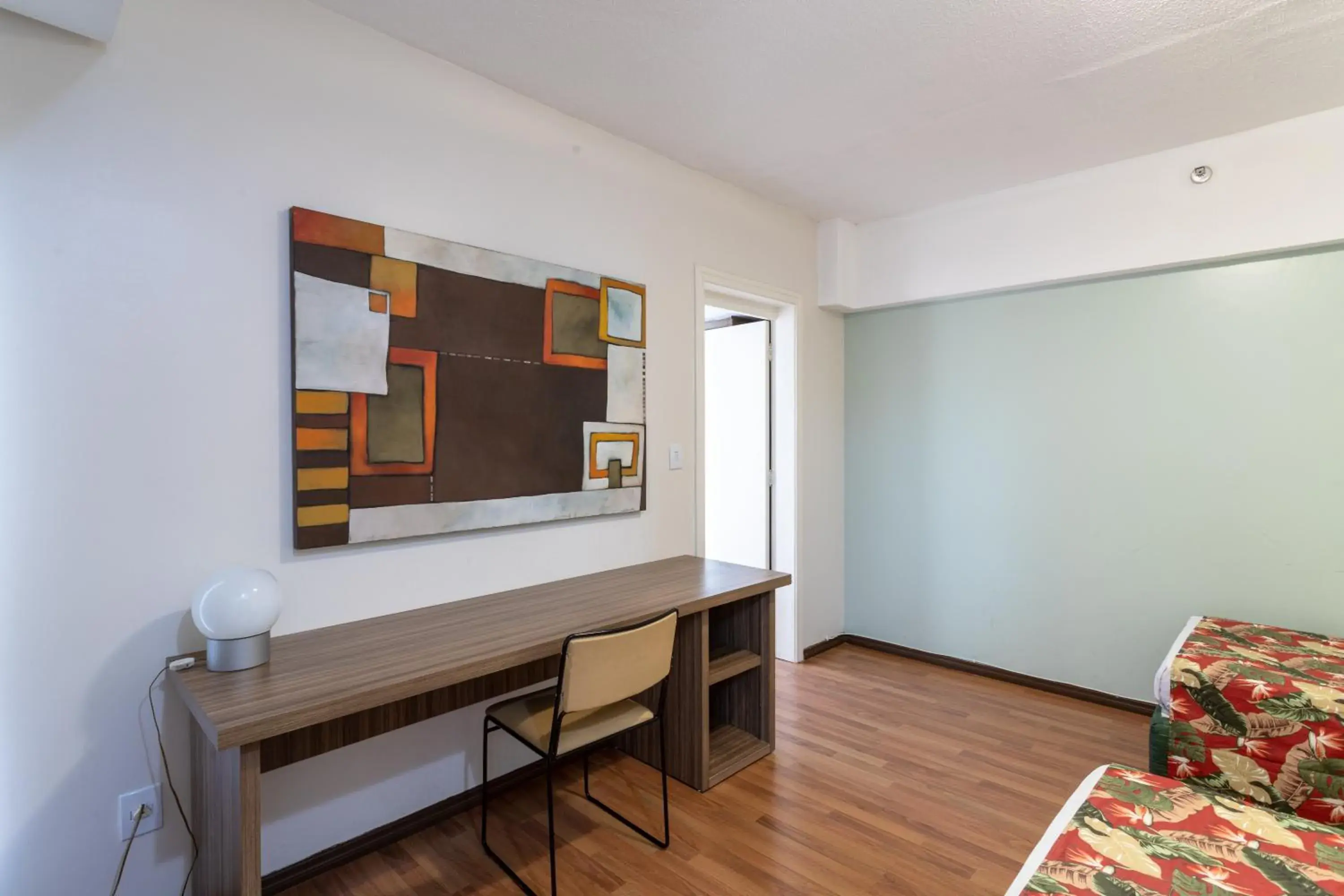 Bedroom, TV/Entertainment Center in Eko Residence Hotel