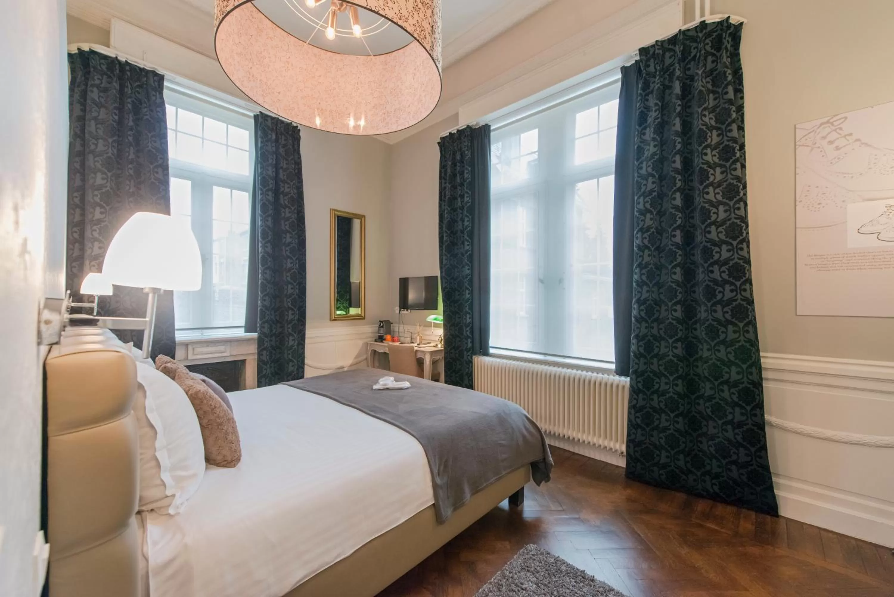 Photo of the whole room, Bed in Boutique Hotel Huys van Steyns