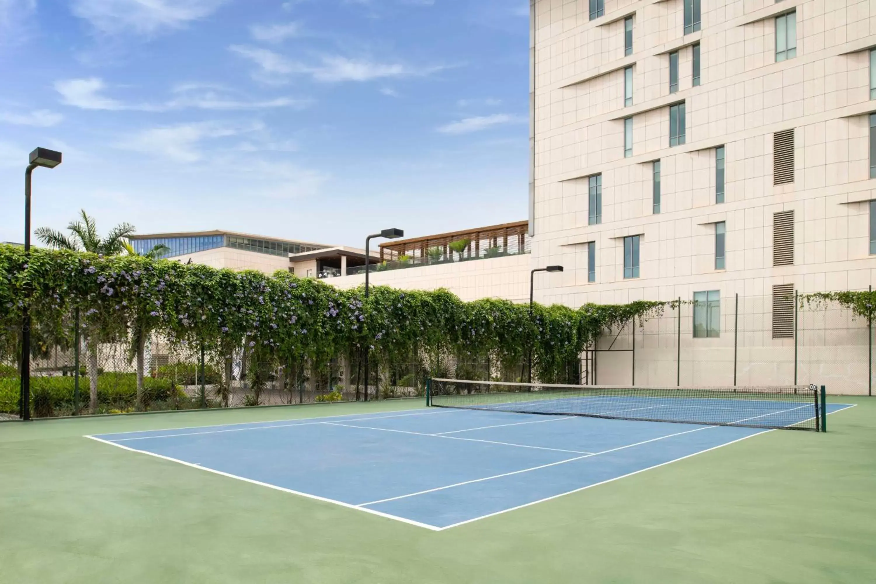 Tennis court, Tennis/Squash in Kempinski Hotel Gold Coast City