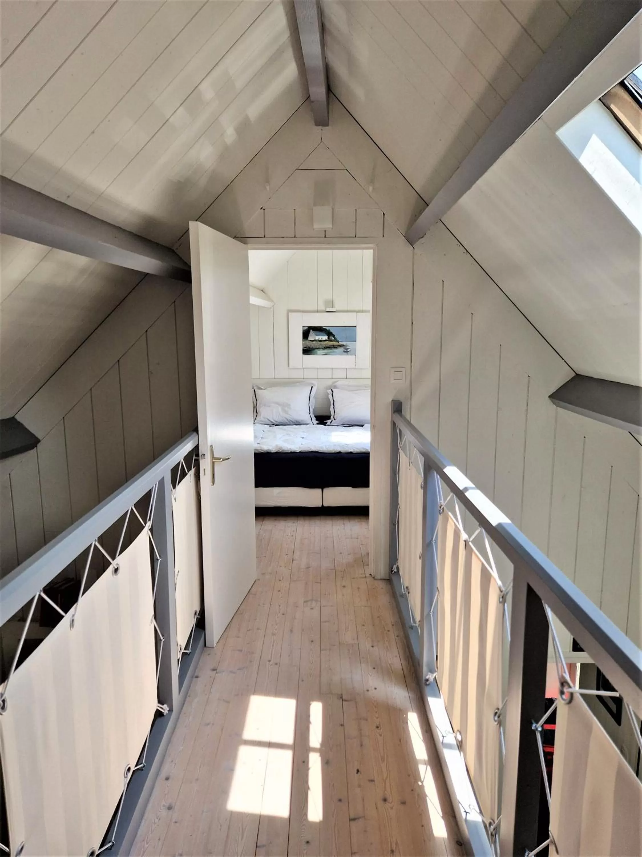 Photo of the whole room, Bed in Les chambres du Keriolet