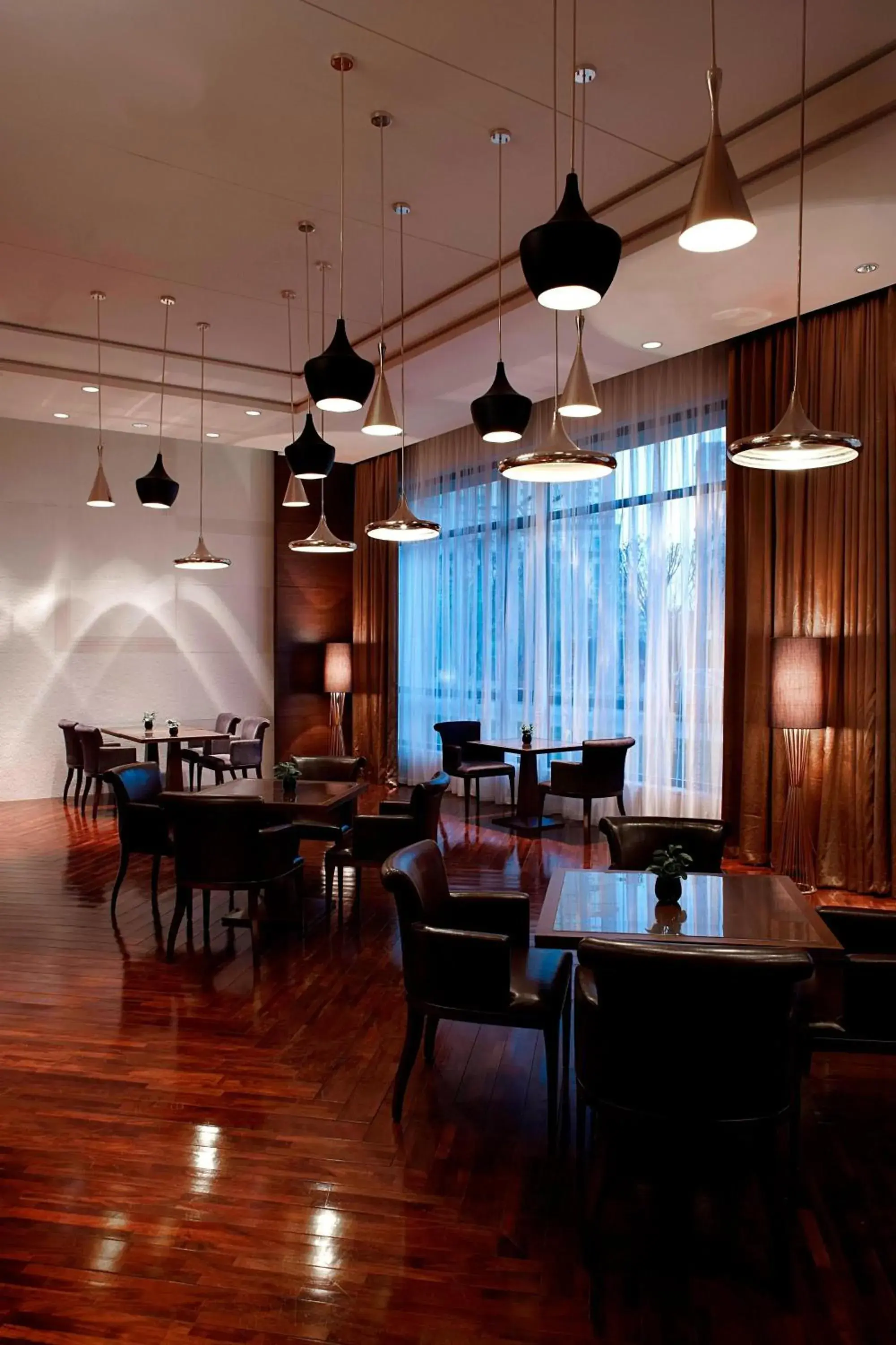 Lounge or bar, Restaurant/Places to Eat in Marriott Executive Apartment Tianjin Lakeview