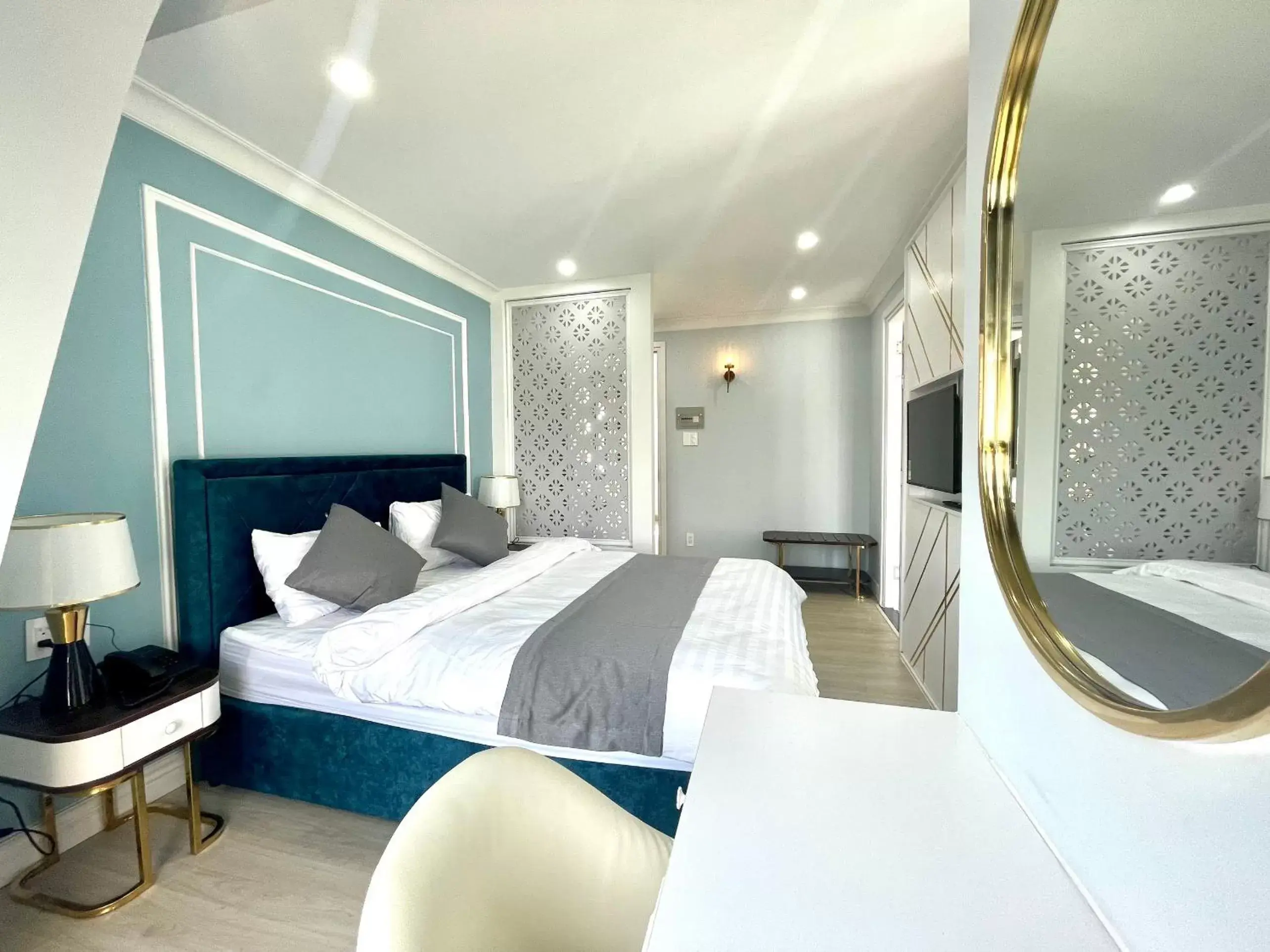 Bed in An Nhi Hotel Bed in An Nhi Hotel