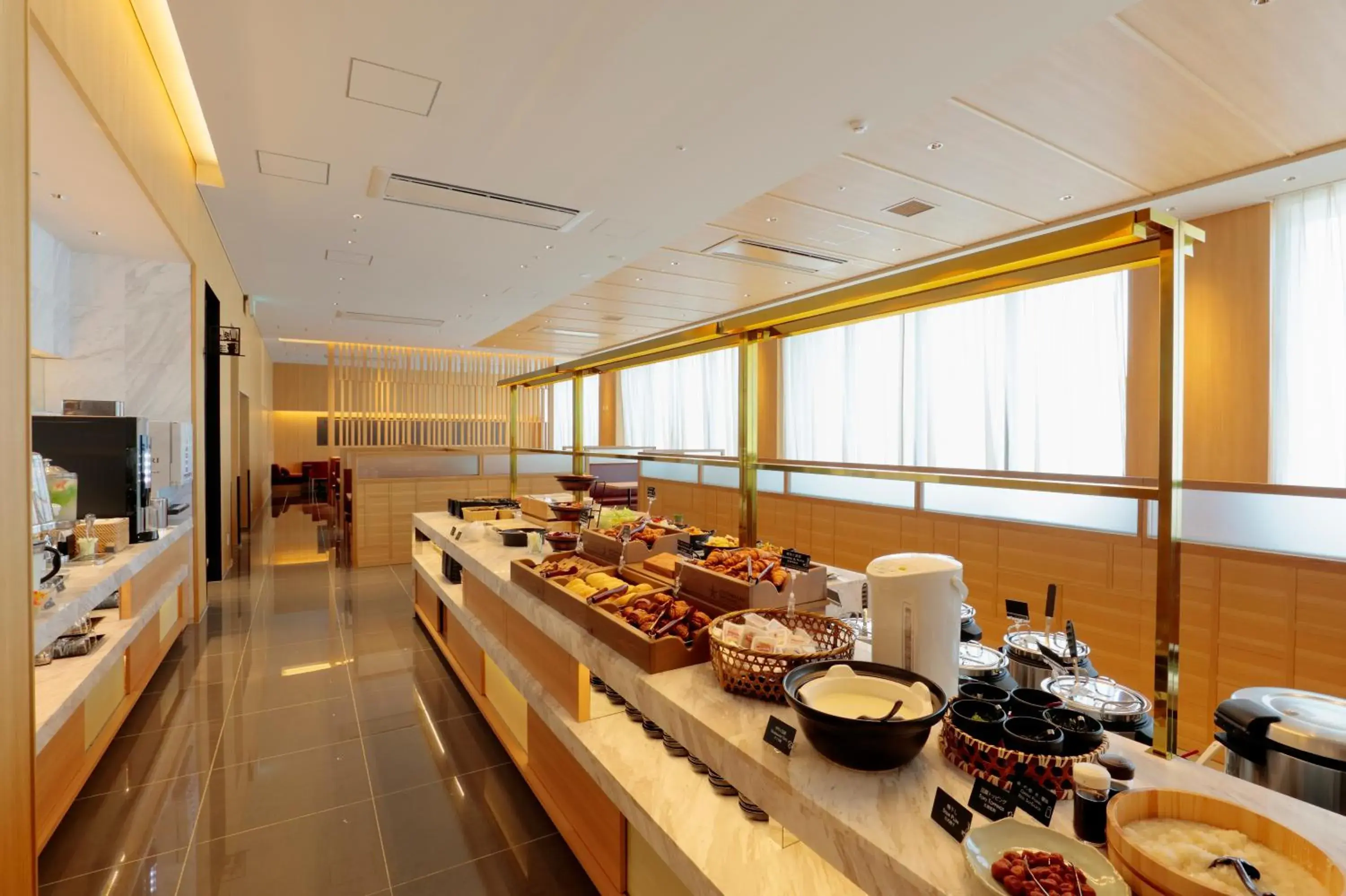 Restaurant/places to eat in The Singulari Hotel & Skyspa at Universal Studios Japan
