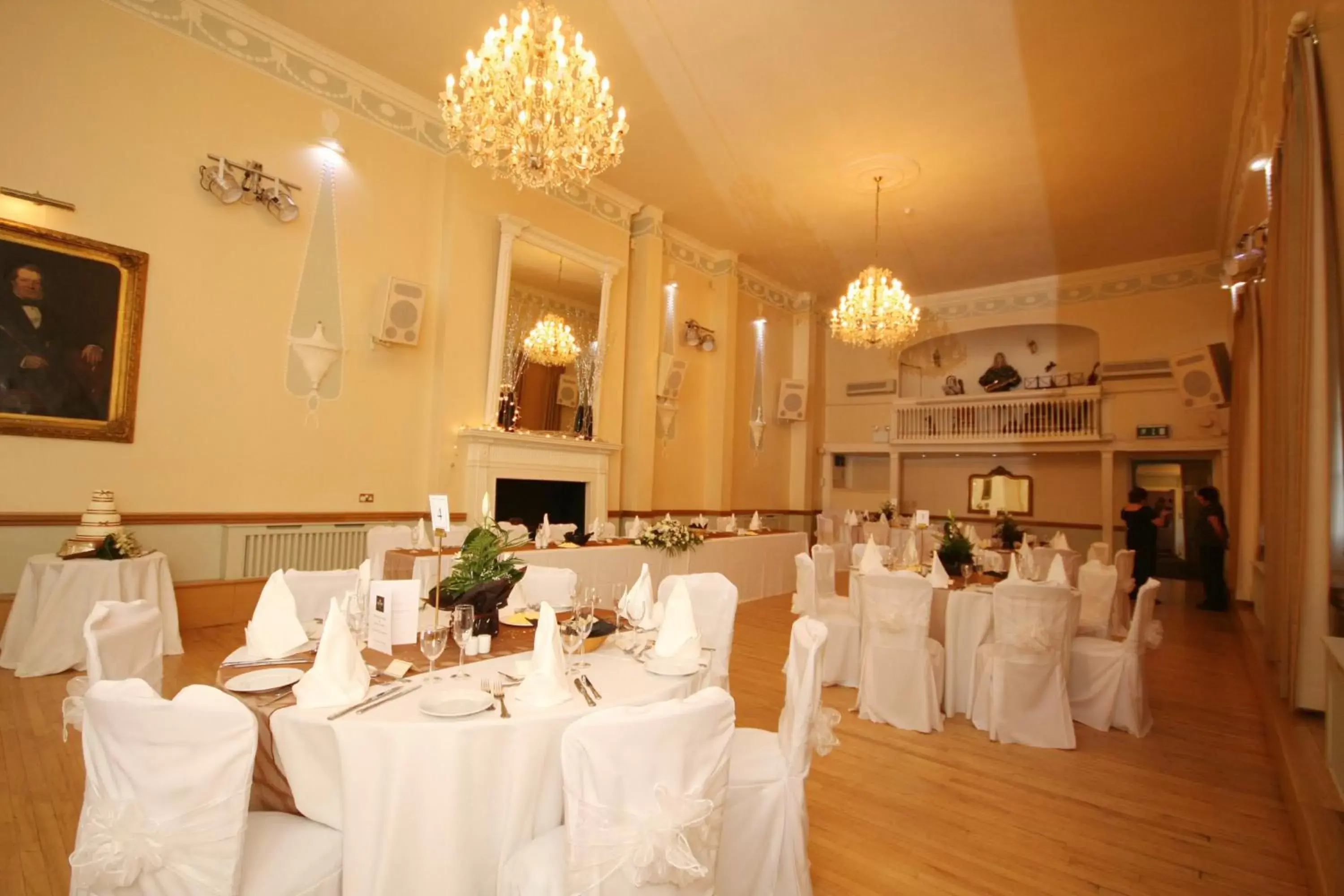 Banquet/Function facilities, Banquet Facilities in Crown Hotel