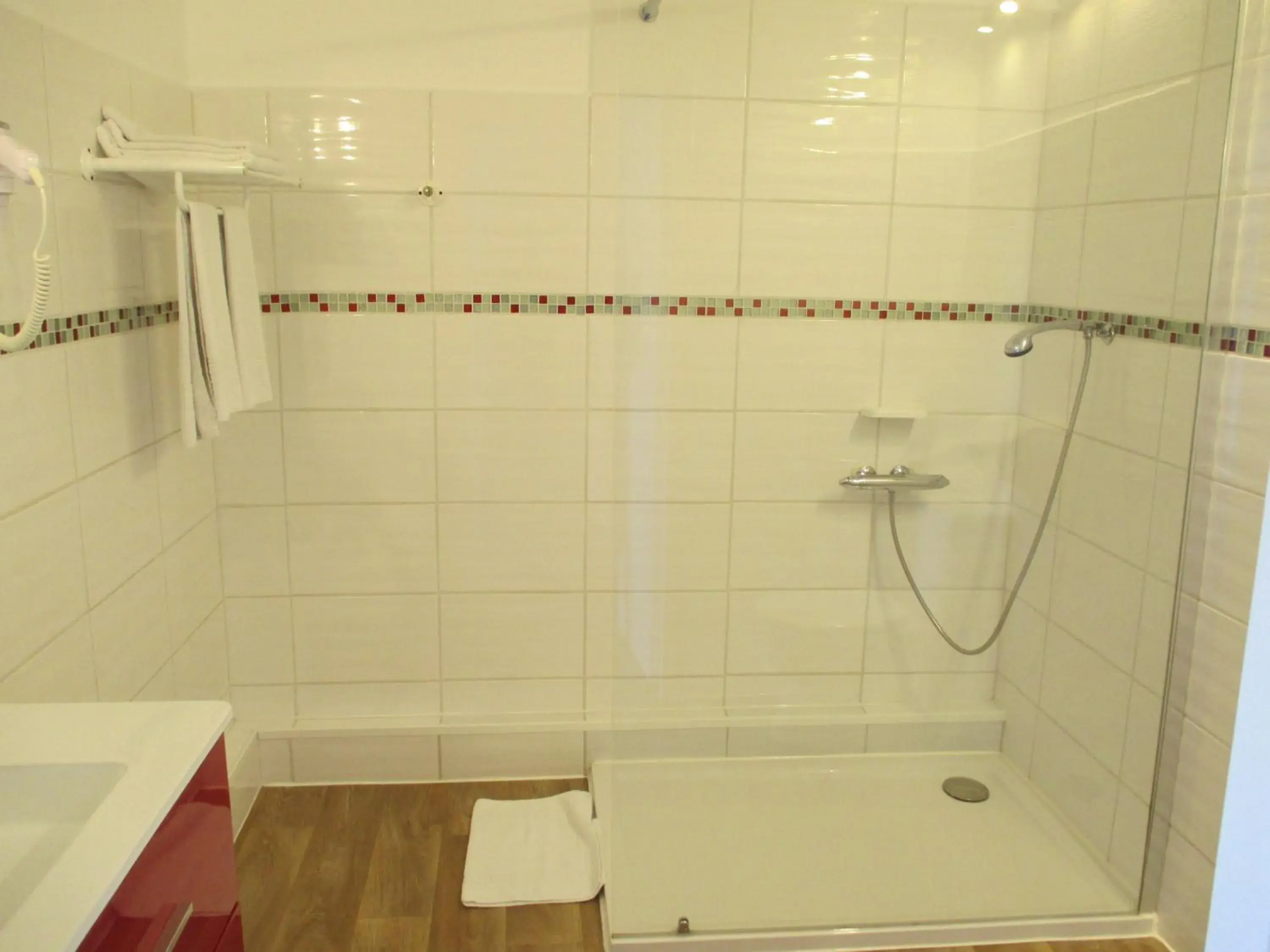 Bathroom in Hotel Belle Vue Royan