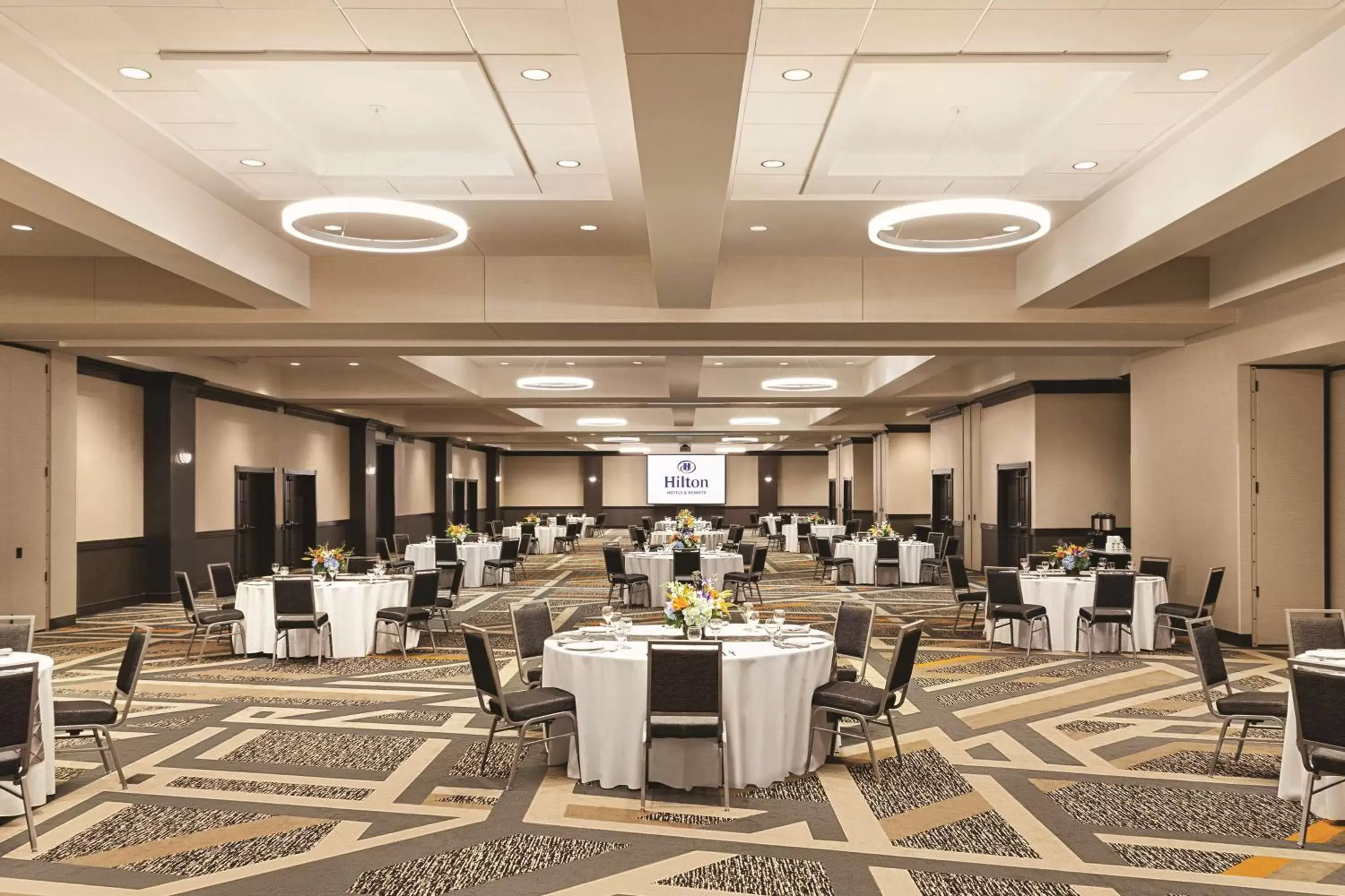 Meeting/conference room, Restaurant/Places to Eat in Hilton Knoxville Airport