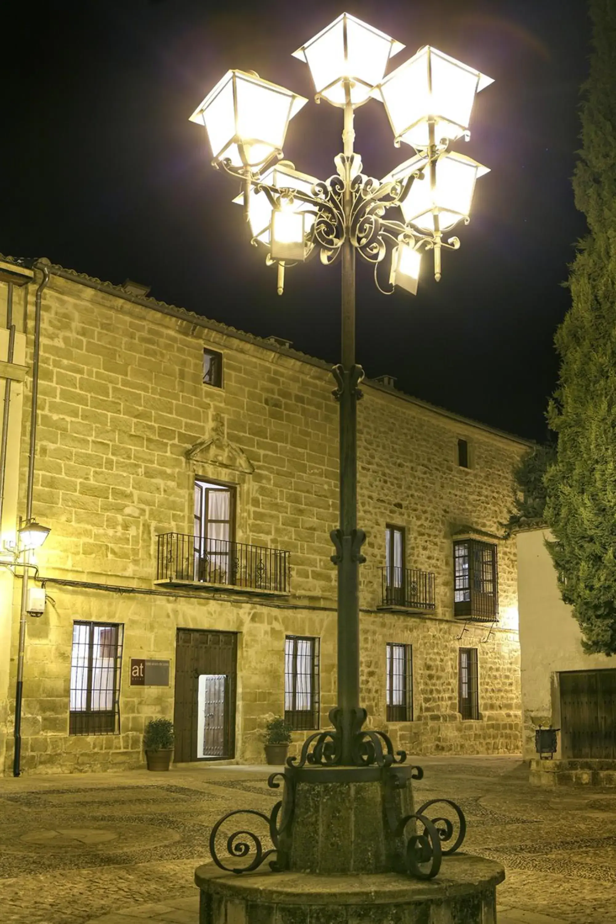 Facade/entrance, Property Building in Alvaro de Torres Boutique