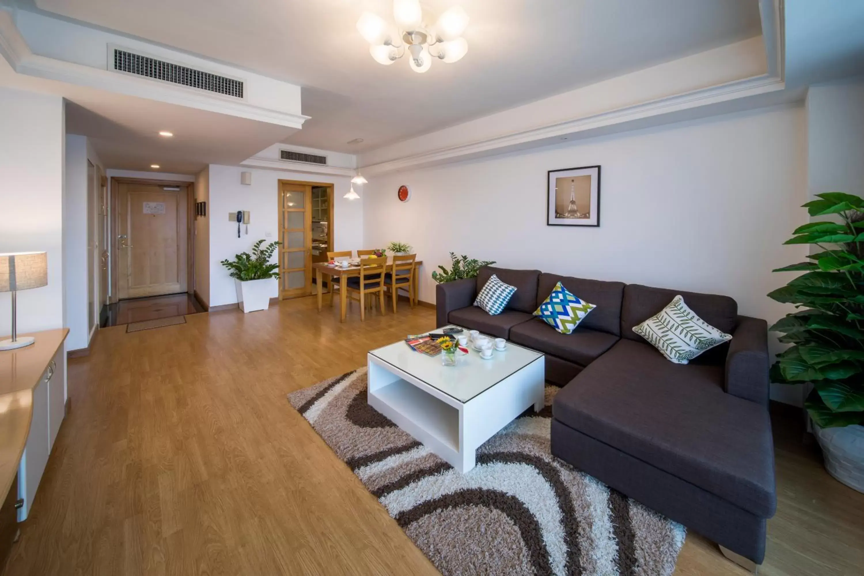 Living room, Seating Area in Rose Garden Residences