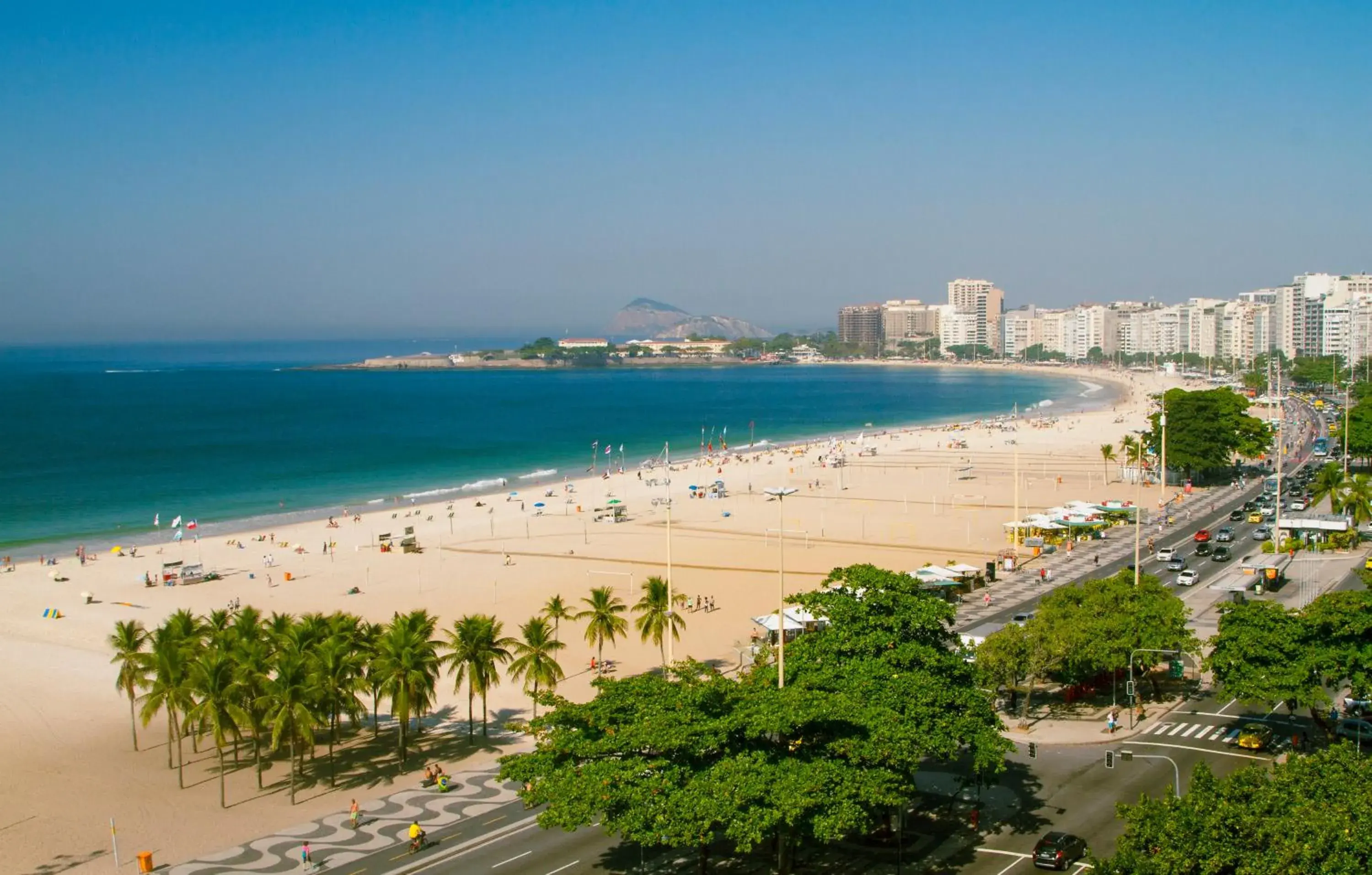 Beach in Mercure Rio Boutique Hotel Copacabana