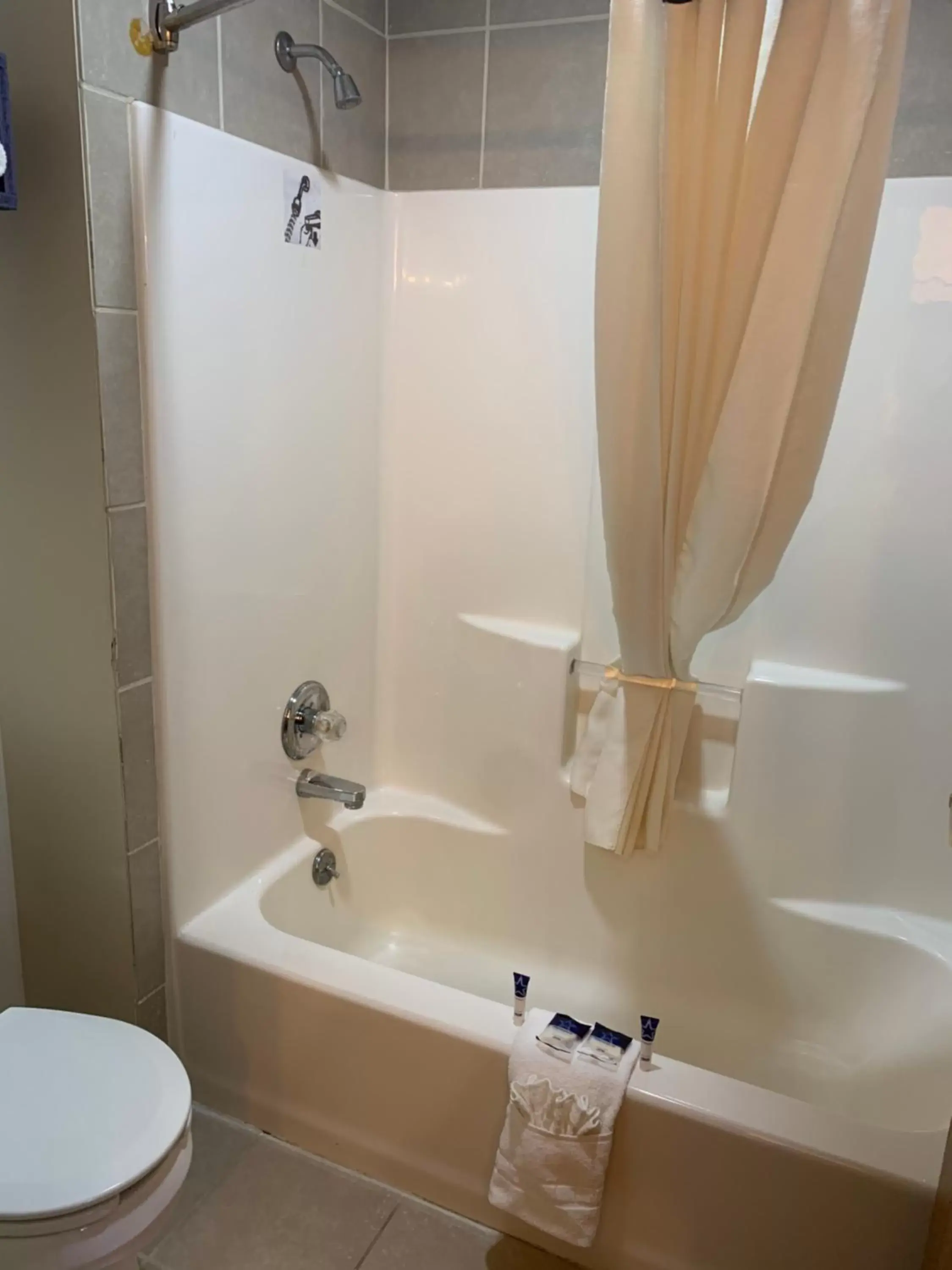Bathroom in Americas Best Value Inn - Gaylord
