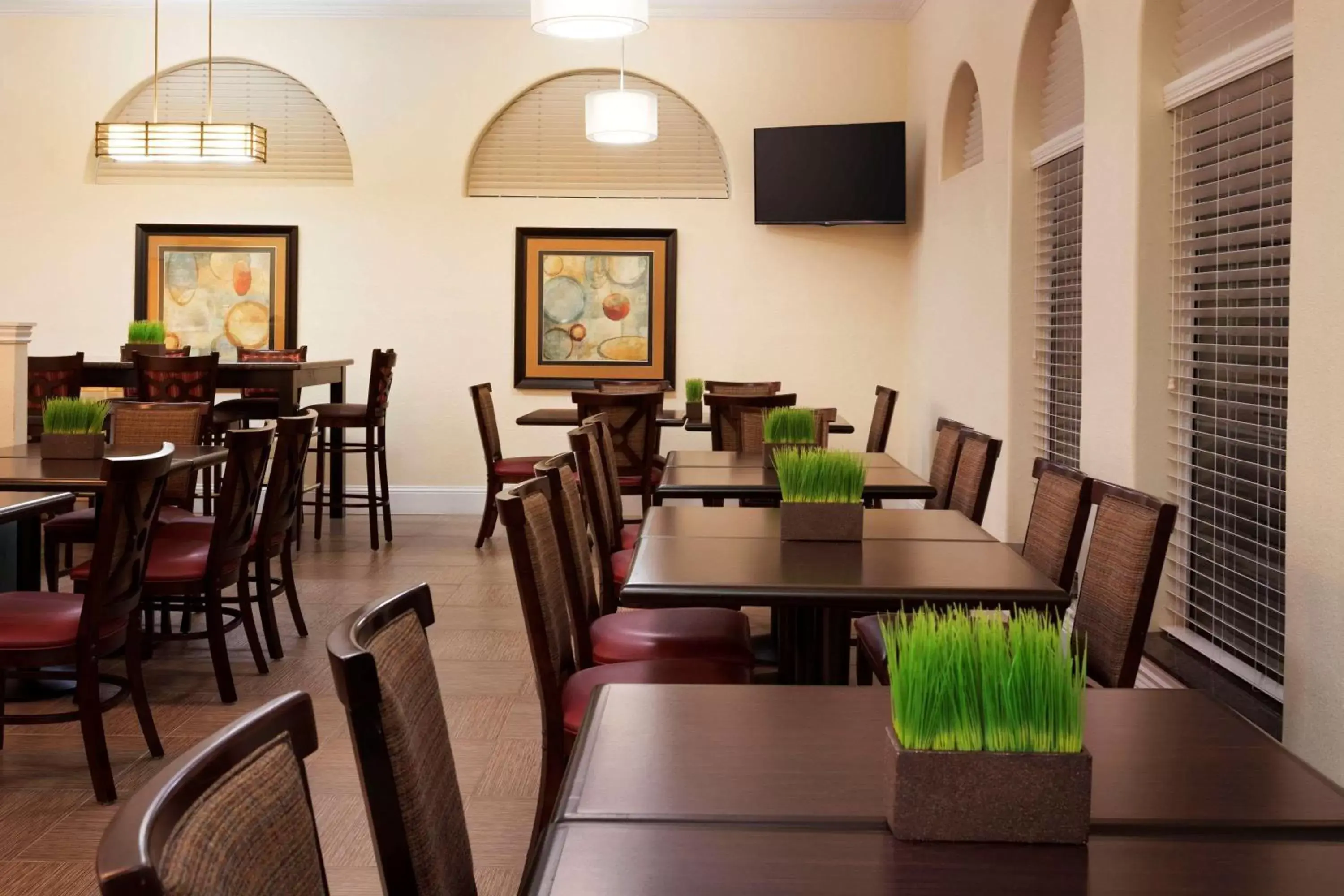 Lounge or bar, Restaurant/Places to Eat in Wingate by Wyndham San Marcos