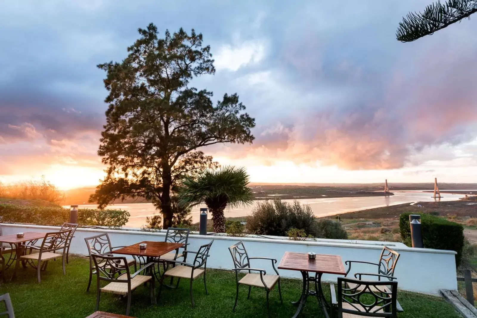 Patio, Swimming Pool in Parador de Ayamonte