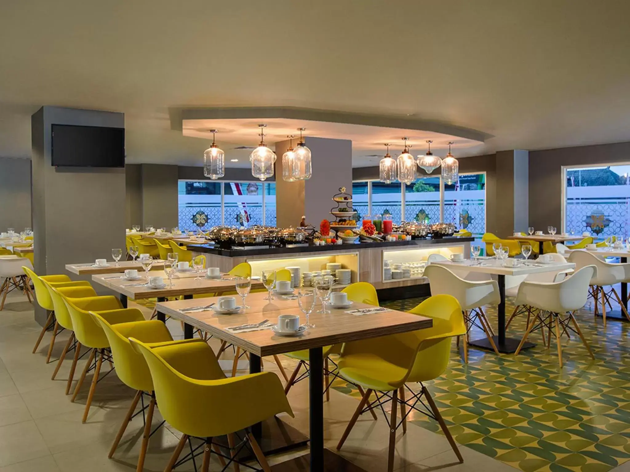 Restaurant/places to eat in KHAS Malioboro Hotel Restaurant/places to eat in KHAS Malioboro Hotel