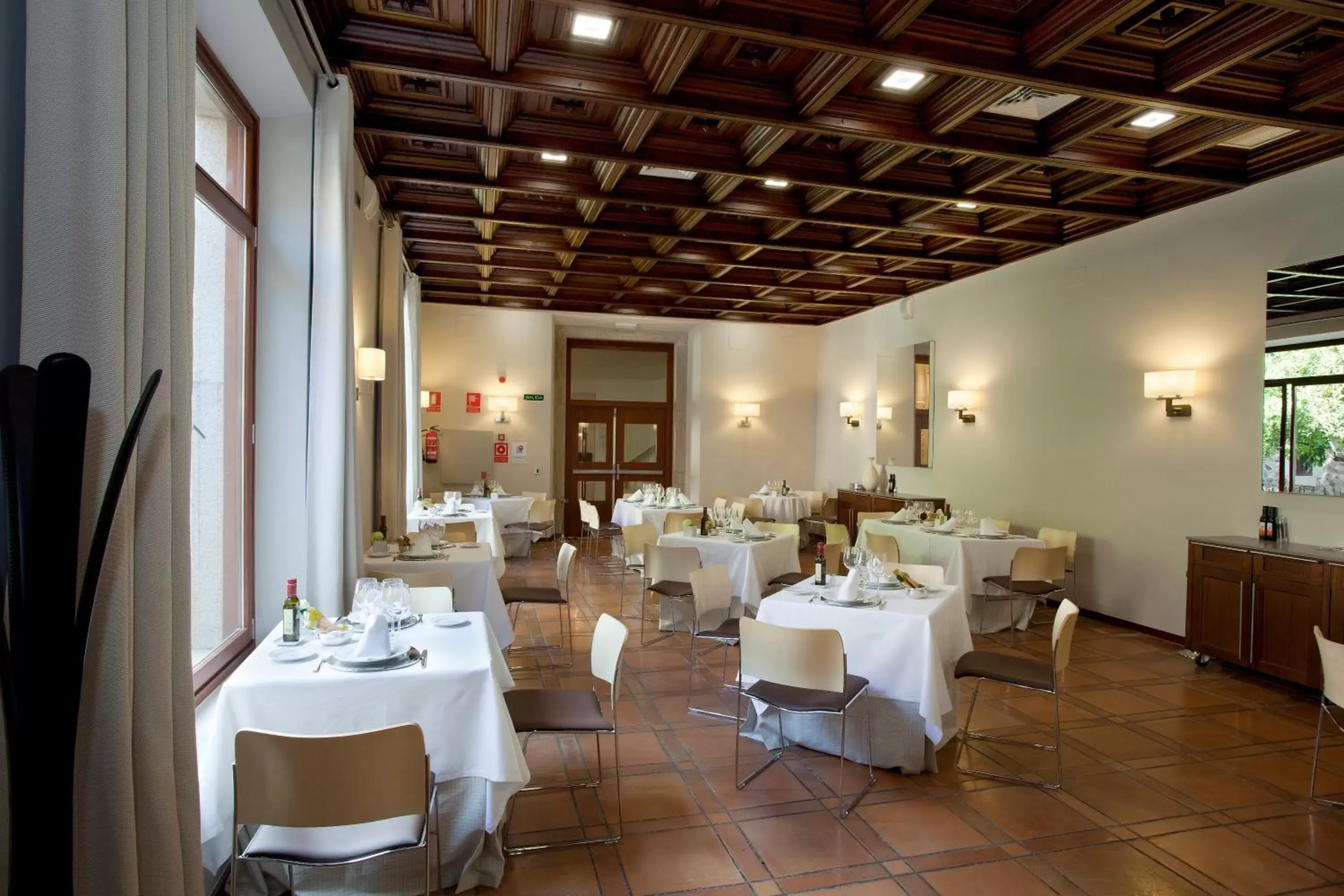Restaurant/Places to Eat in Parador de Caceres