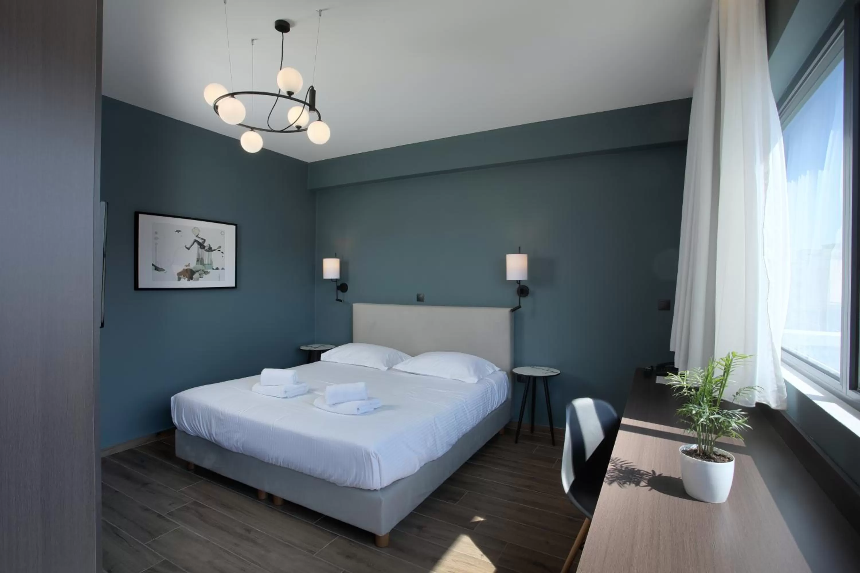 Photo of the whole room, Bed in Athens21