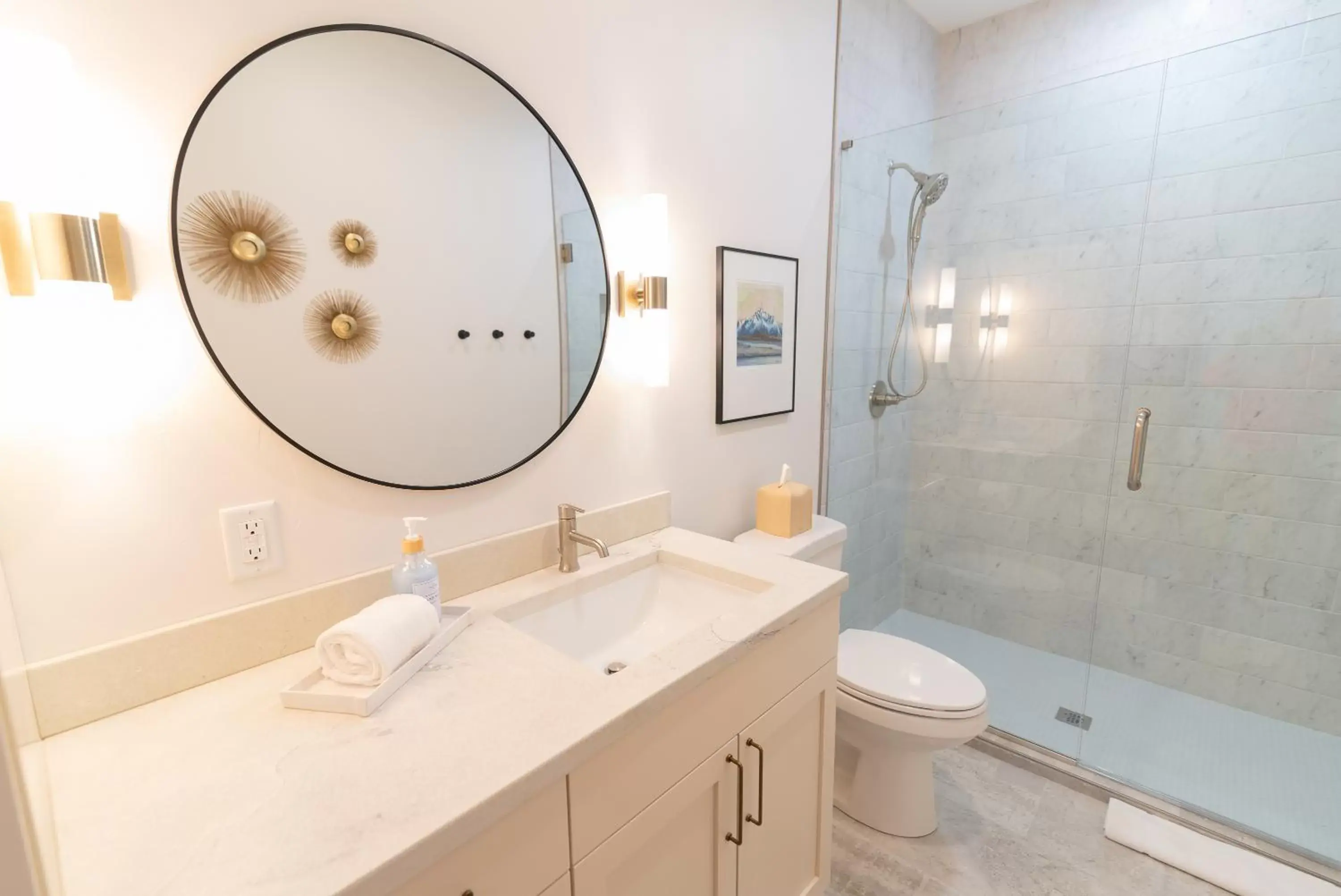 Shower, Bathroom in Colony Suites