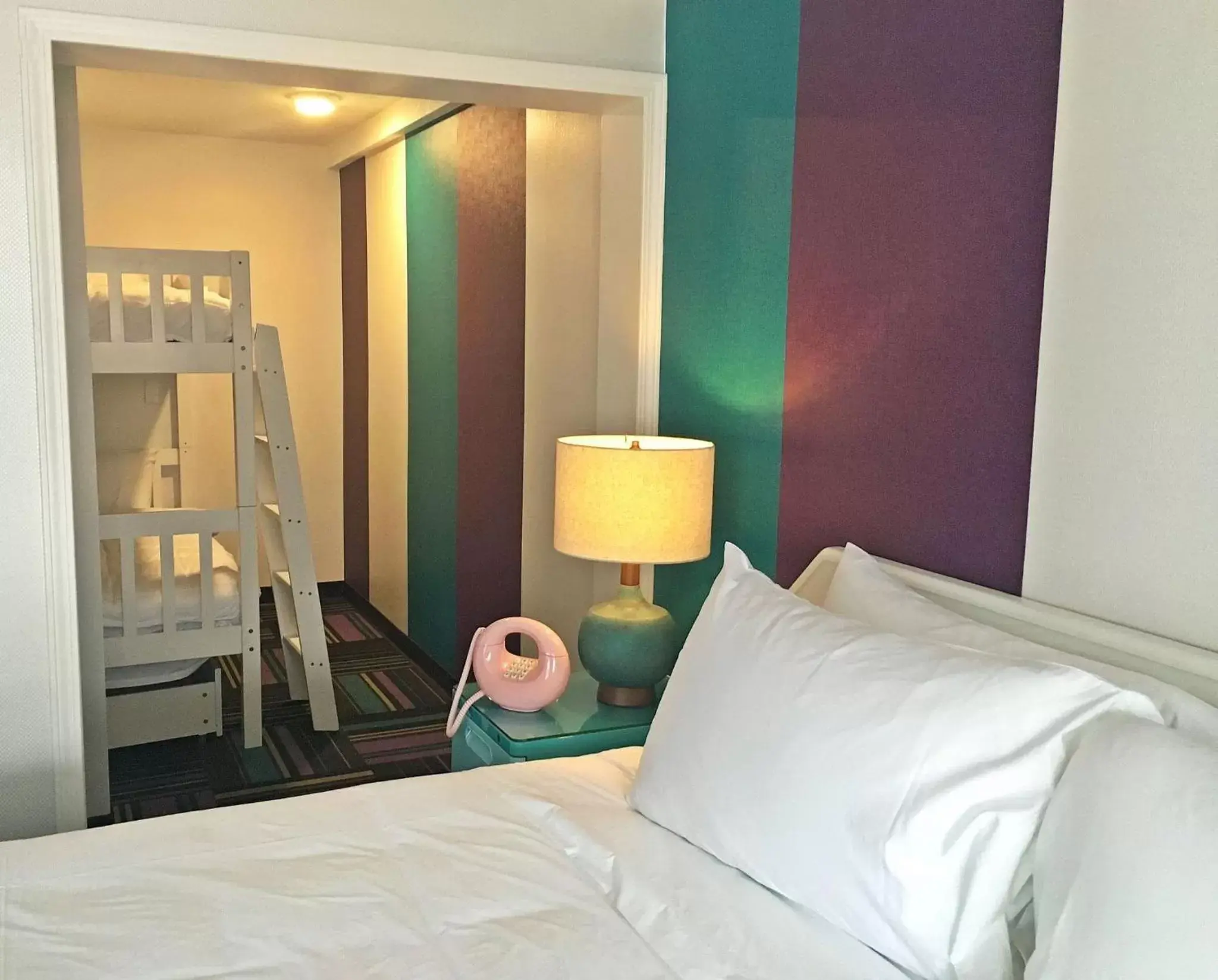 Bedroom, Bed in Hotel Zed Kelowna Bedroom, Bed in Hotel Zed Kelowna