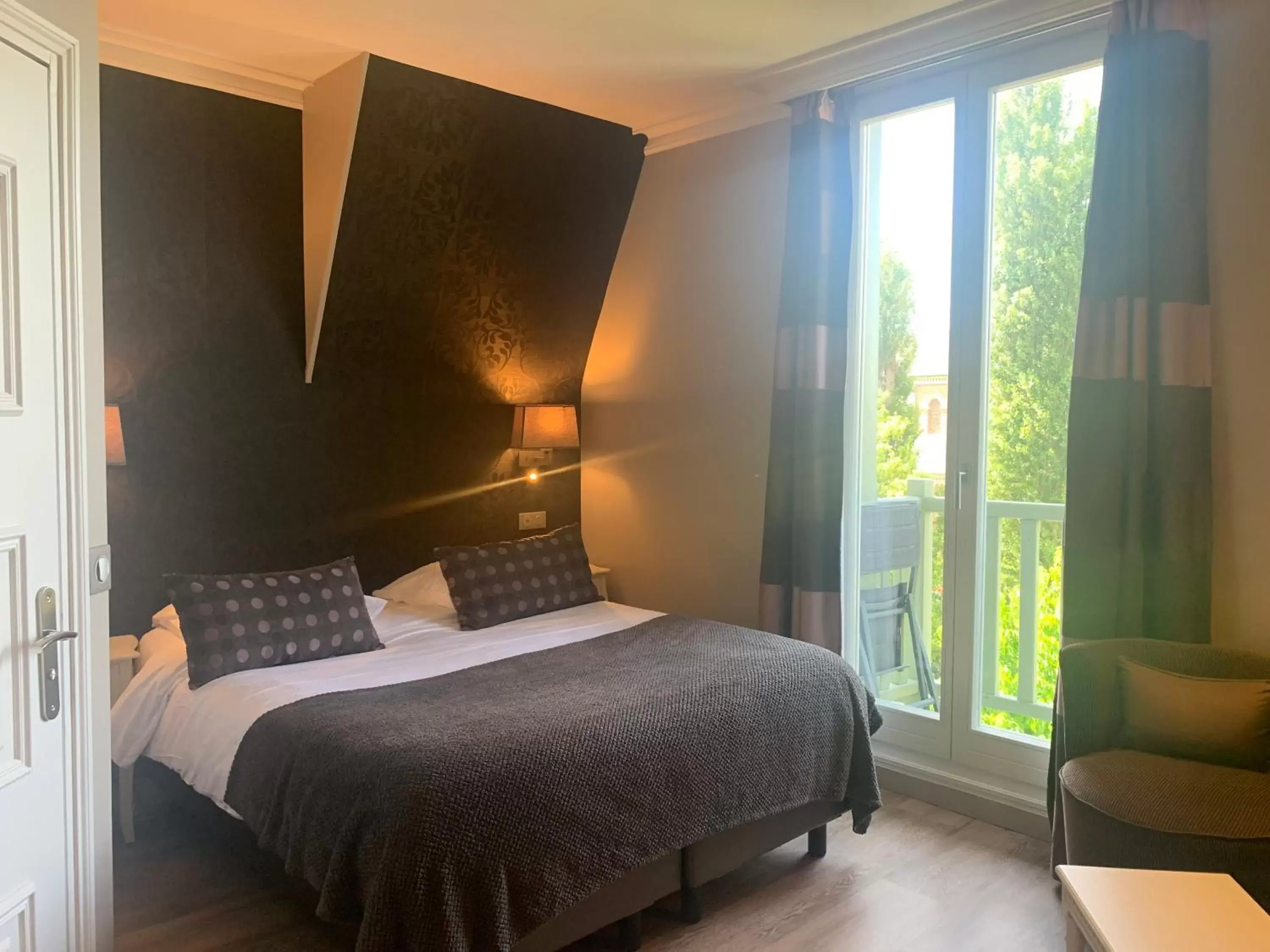 Bed in Villa Augeval Hôtel de charme & Spa