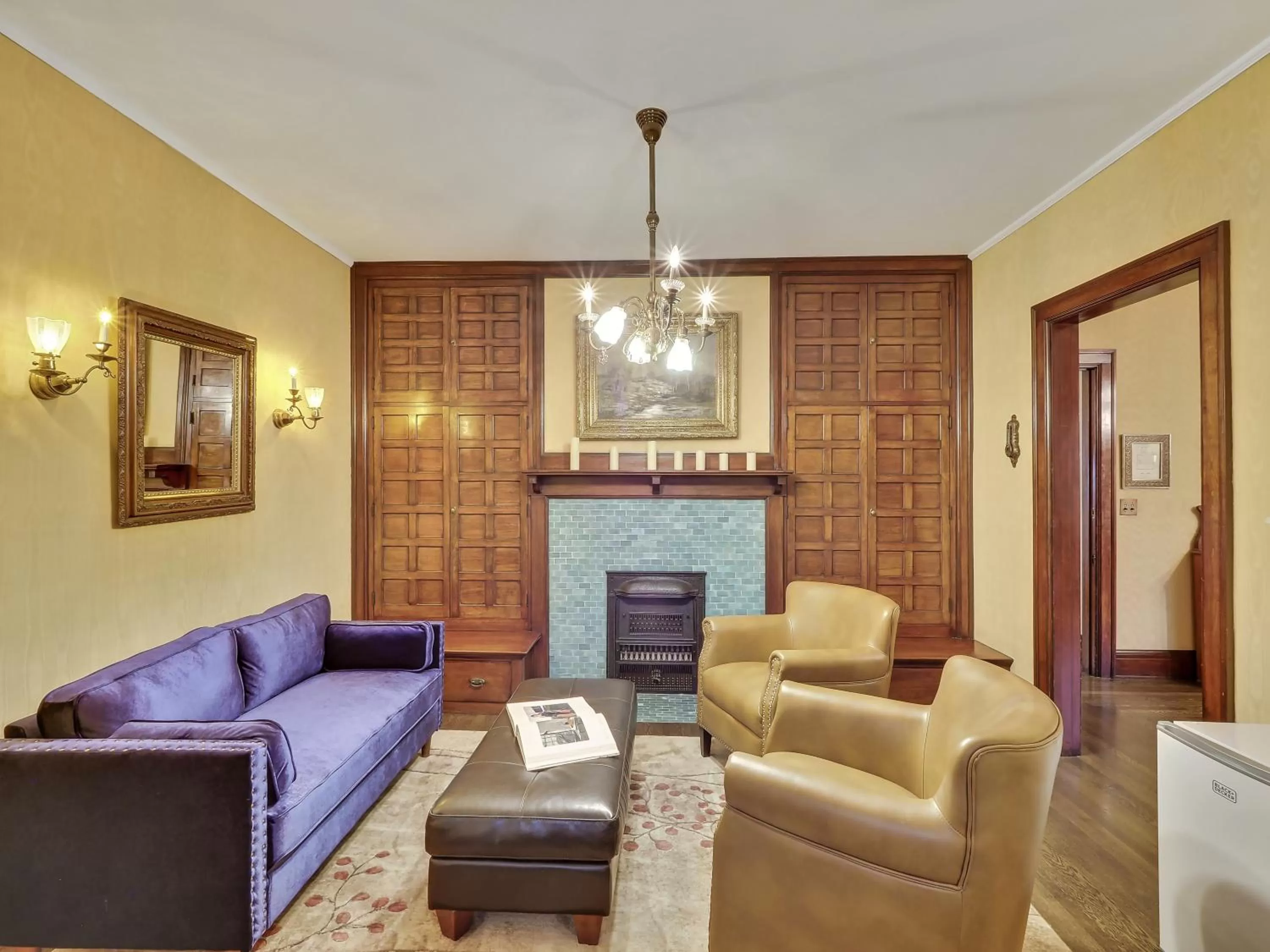 Living room, Seating Area in Cartier Mansion