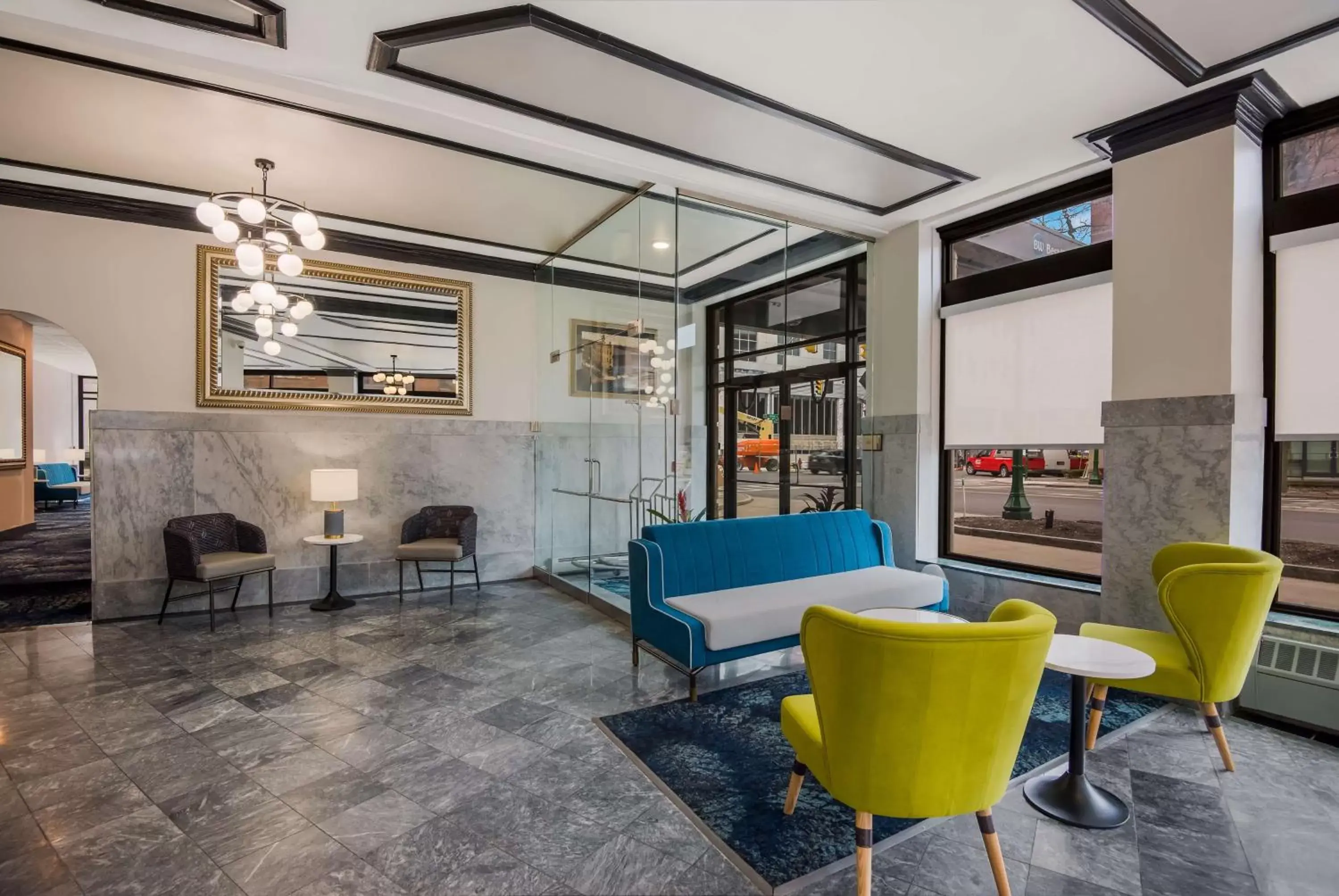 Lobby or reception in Best Western Syracuse Downtown Hotel and Suites Lobby or reception in Best Western Syracuse Downtown Hotel and Suites