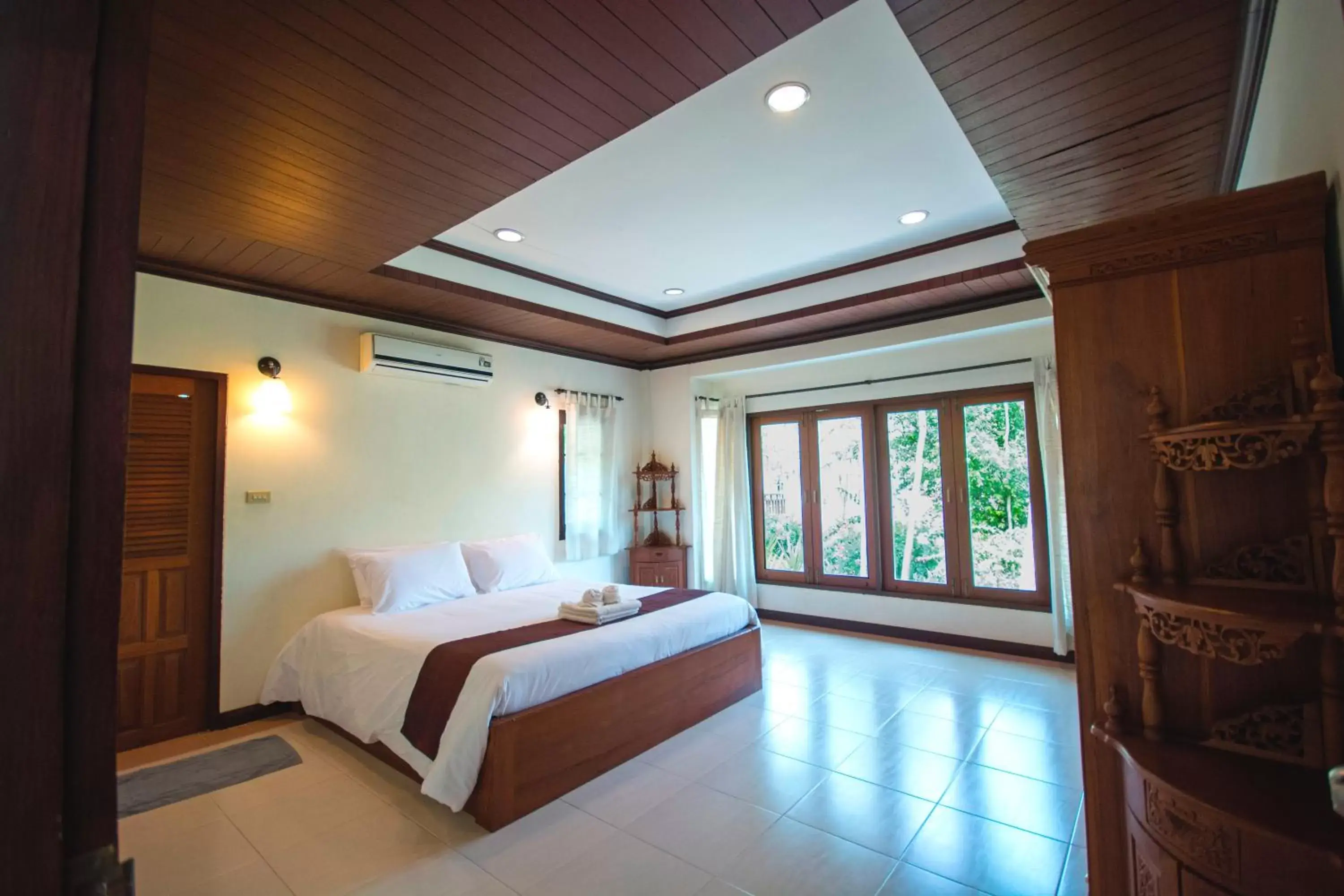 Bedroom, Bed in Tak Andaman Resort & Hotel