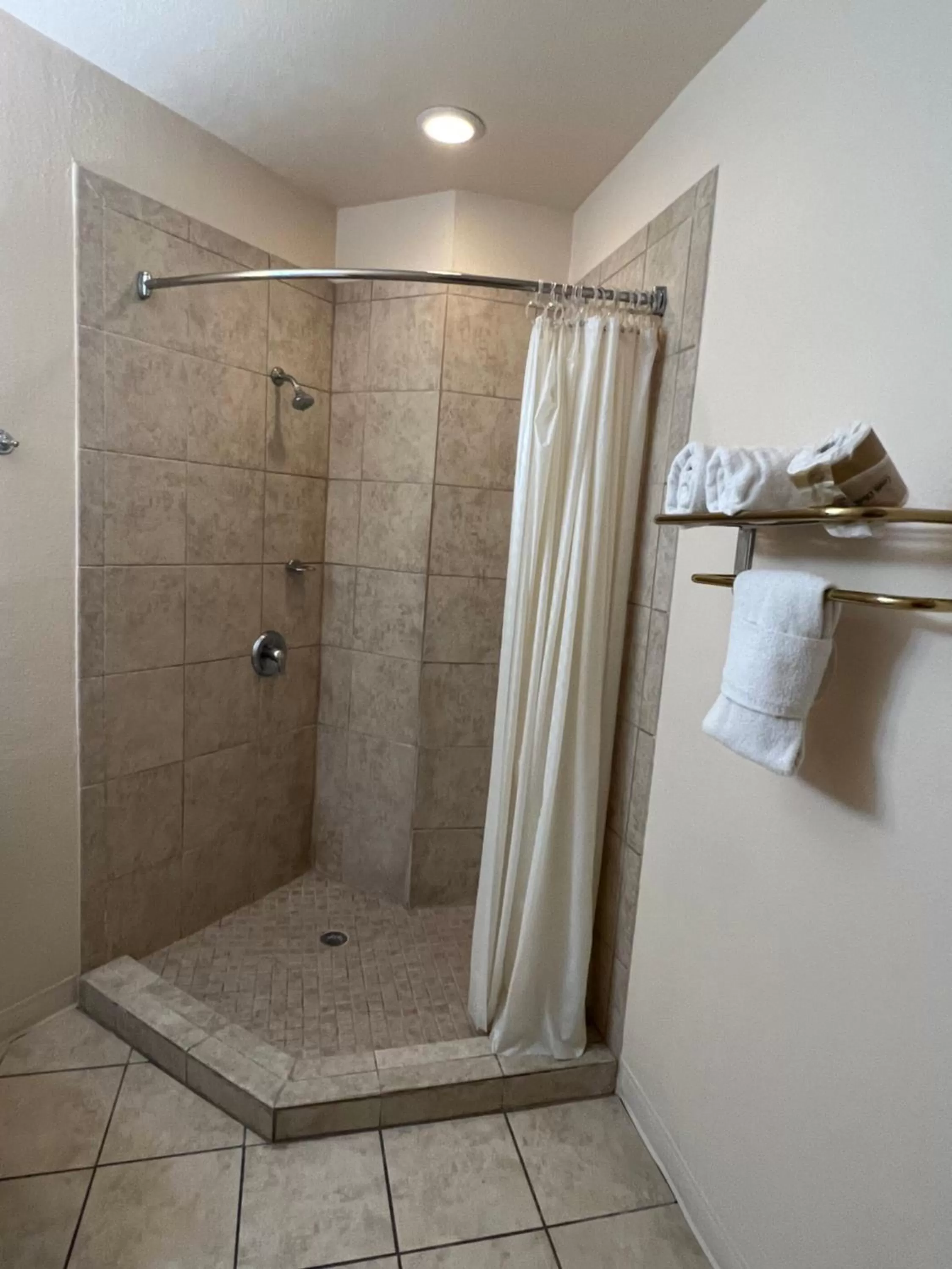 Bathroom in Sunchase Inn & Suites