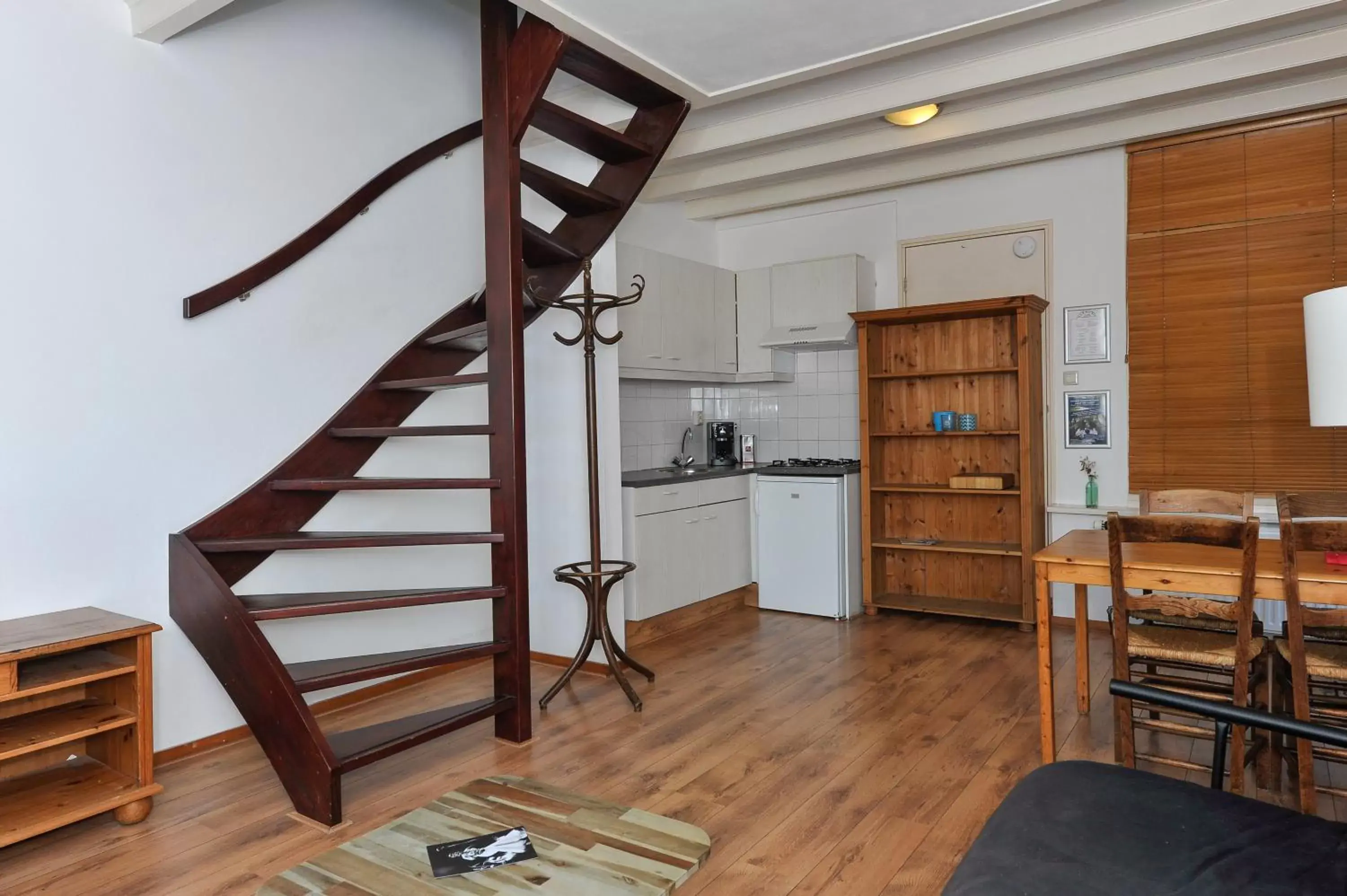 Dining area, Kitchen/Kitchenette in Hotel Pension de Harmonie